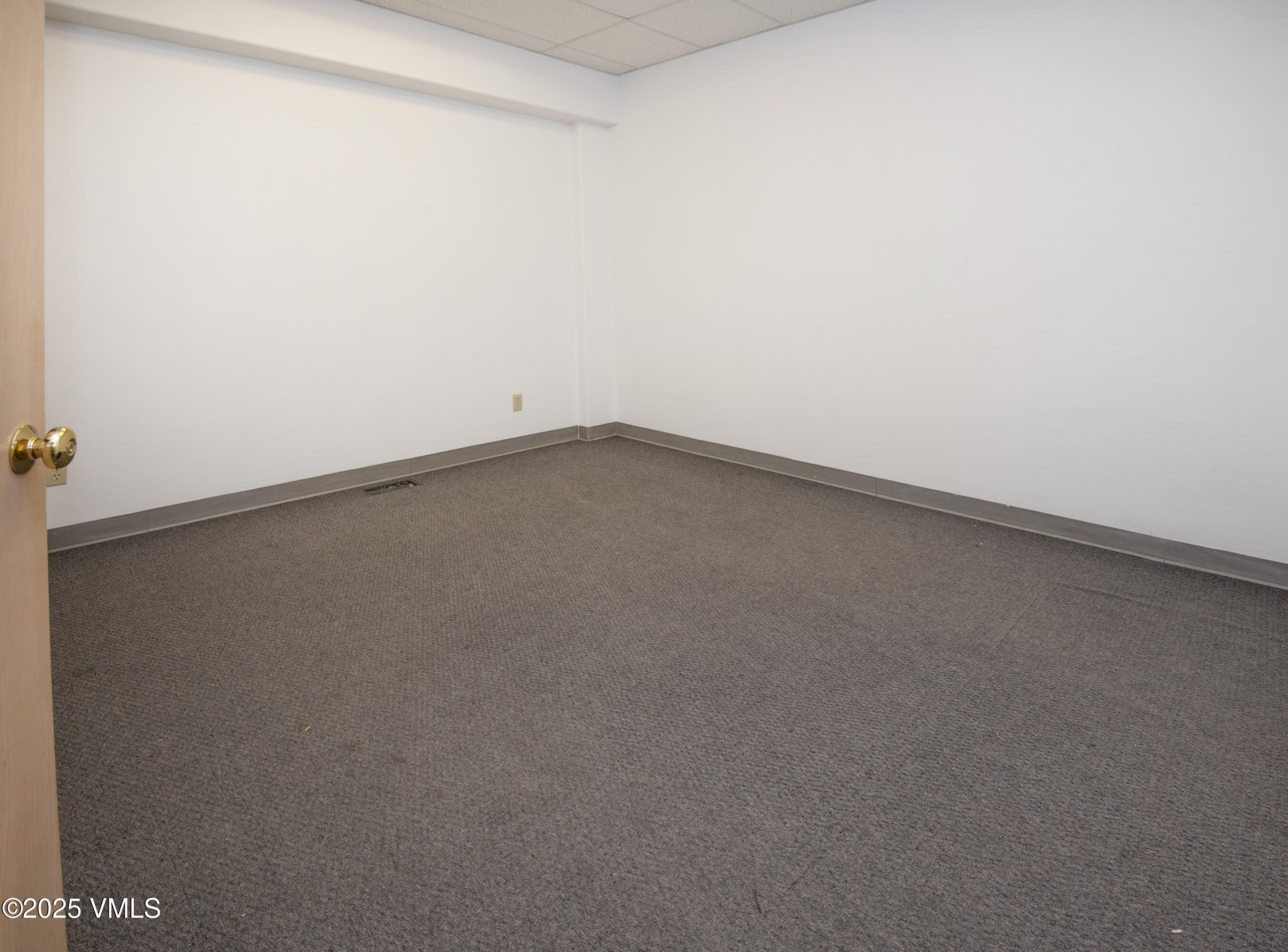 936 Chambers, A6 Property Photo 14