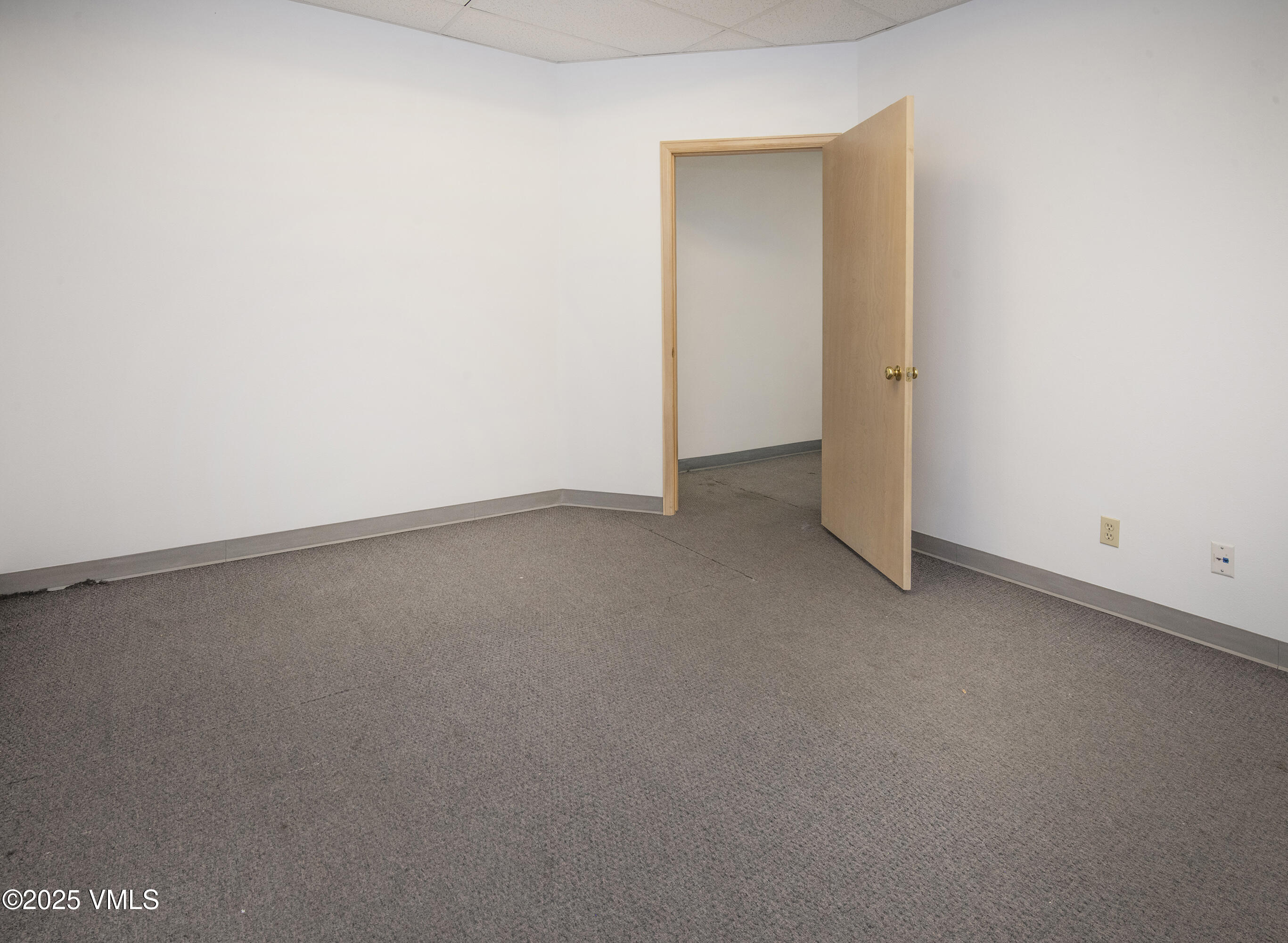 936 Chambers, A6 Property Photo 15