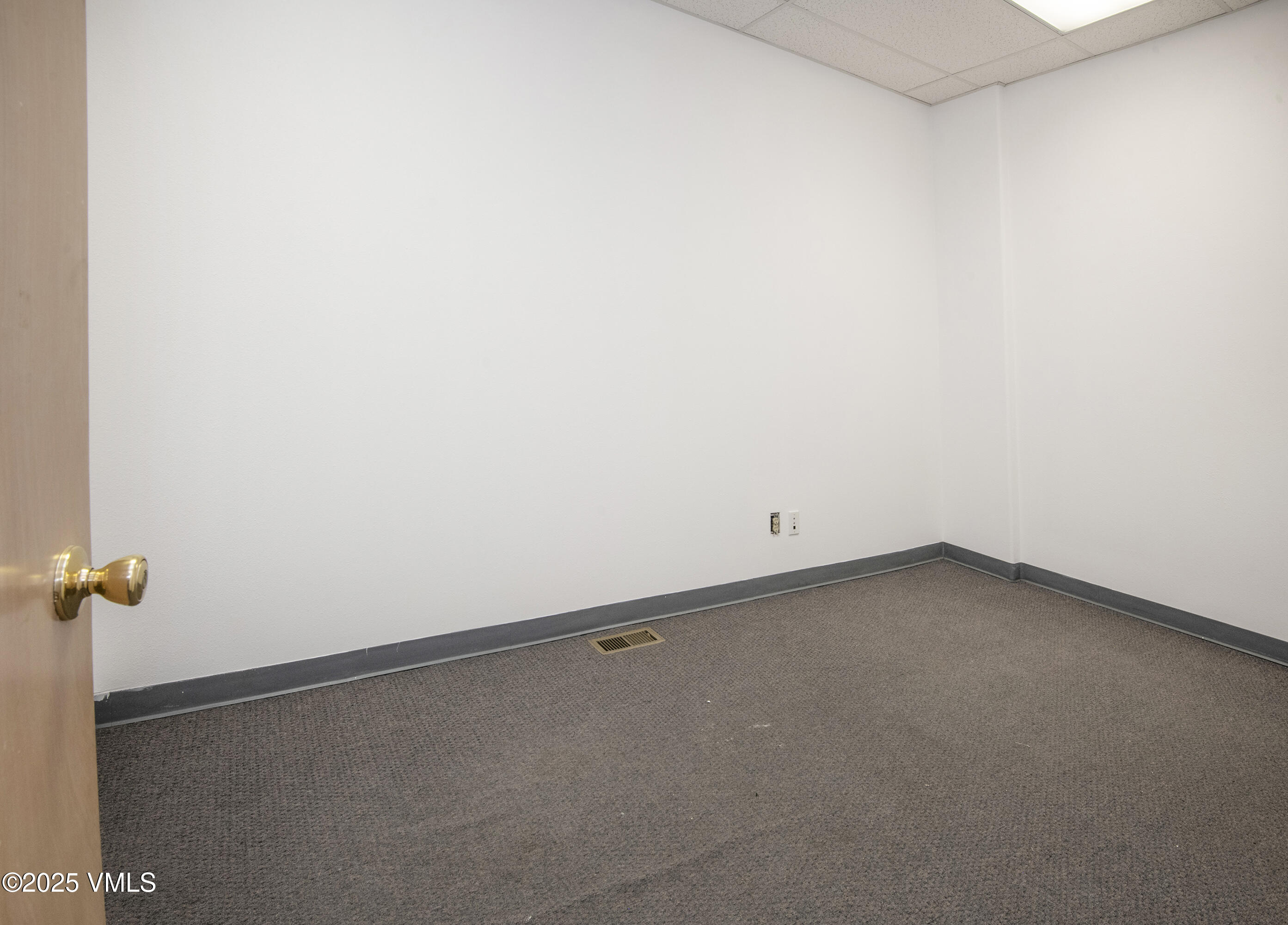 936 Chambers, A6 Property Photo 16