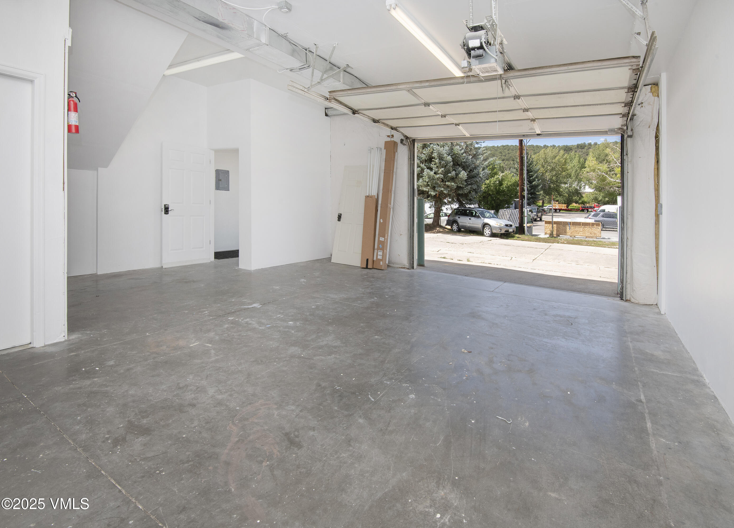 936 Chambers, A6 Property Photo 18
