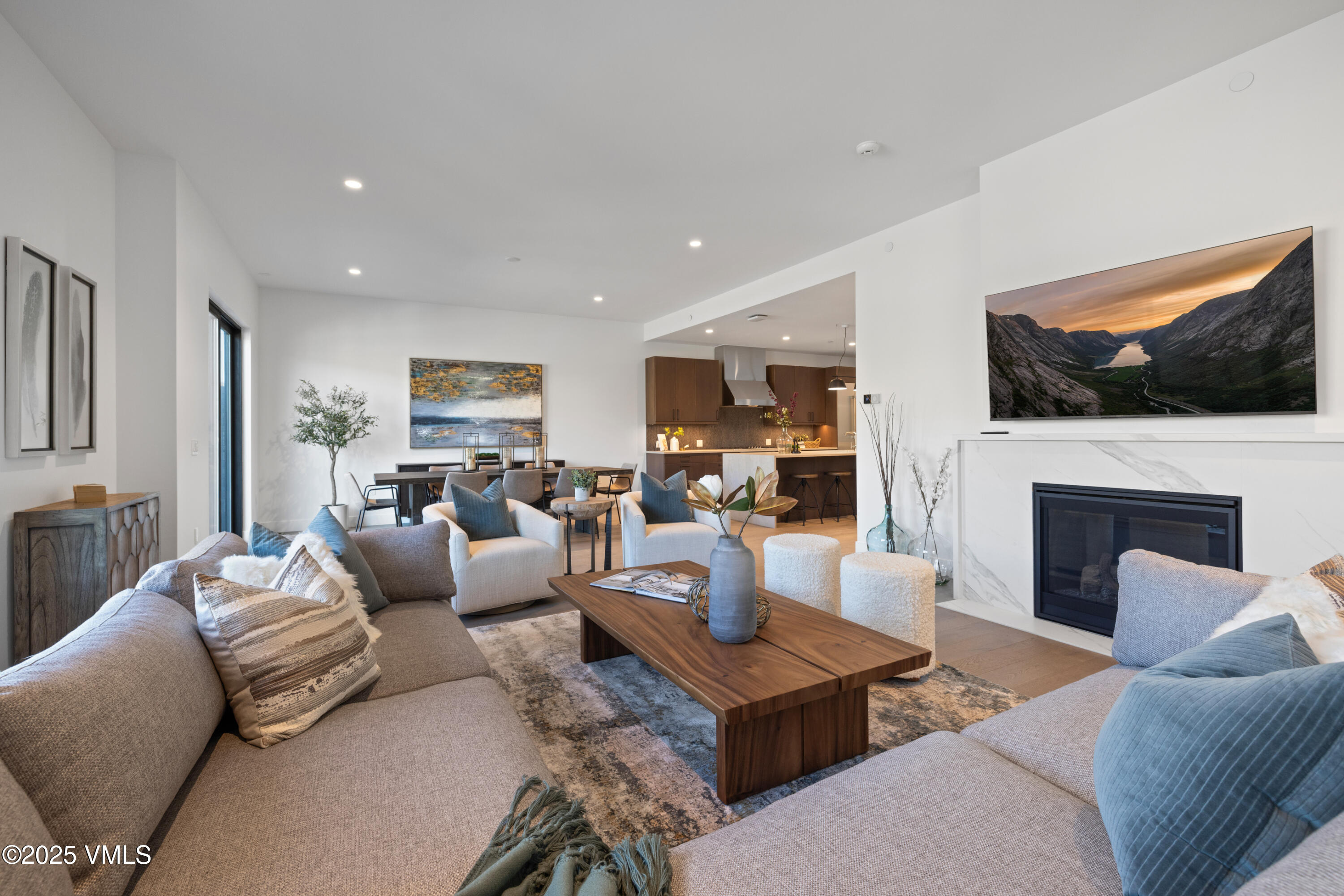 38462 Hwy 6, Townhome | 6 Property Photo 3