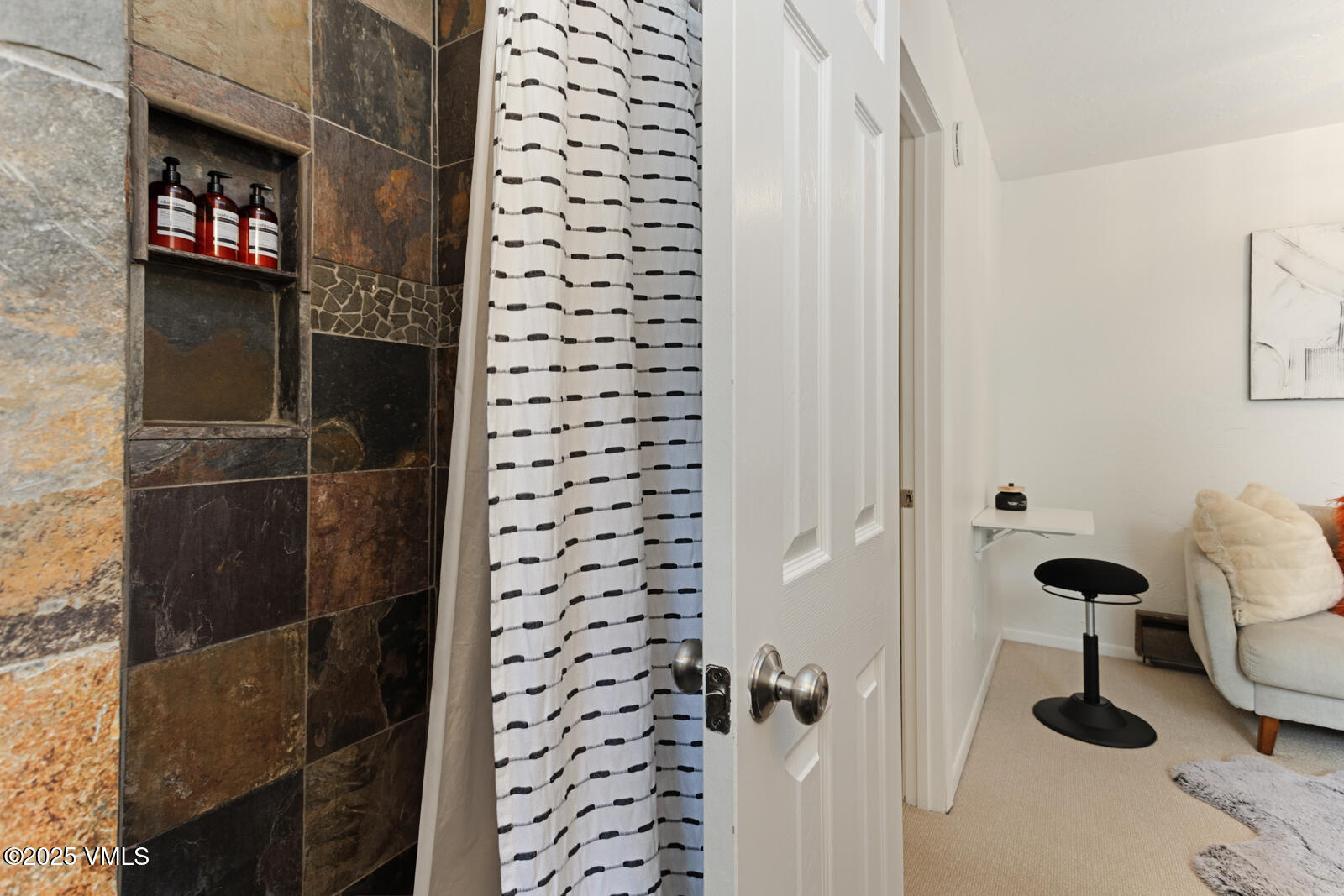 2932 Bellflower Drive, B Property Photo 22