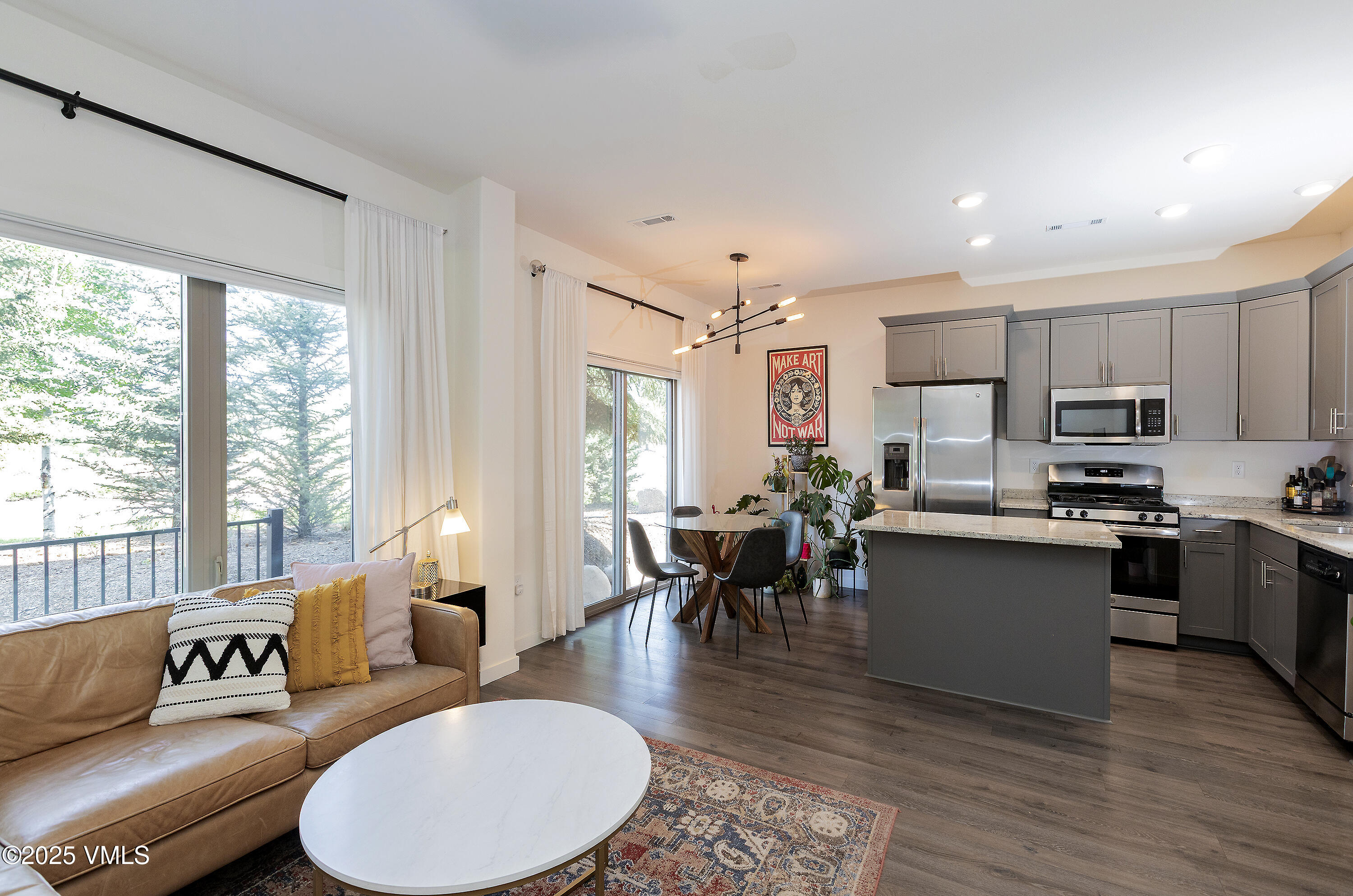 33 Shedhorn Court, D1 Property Photo 1