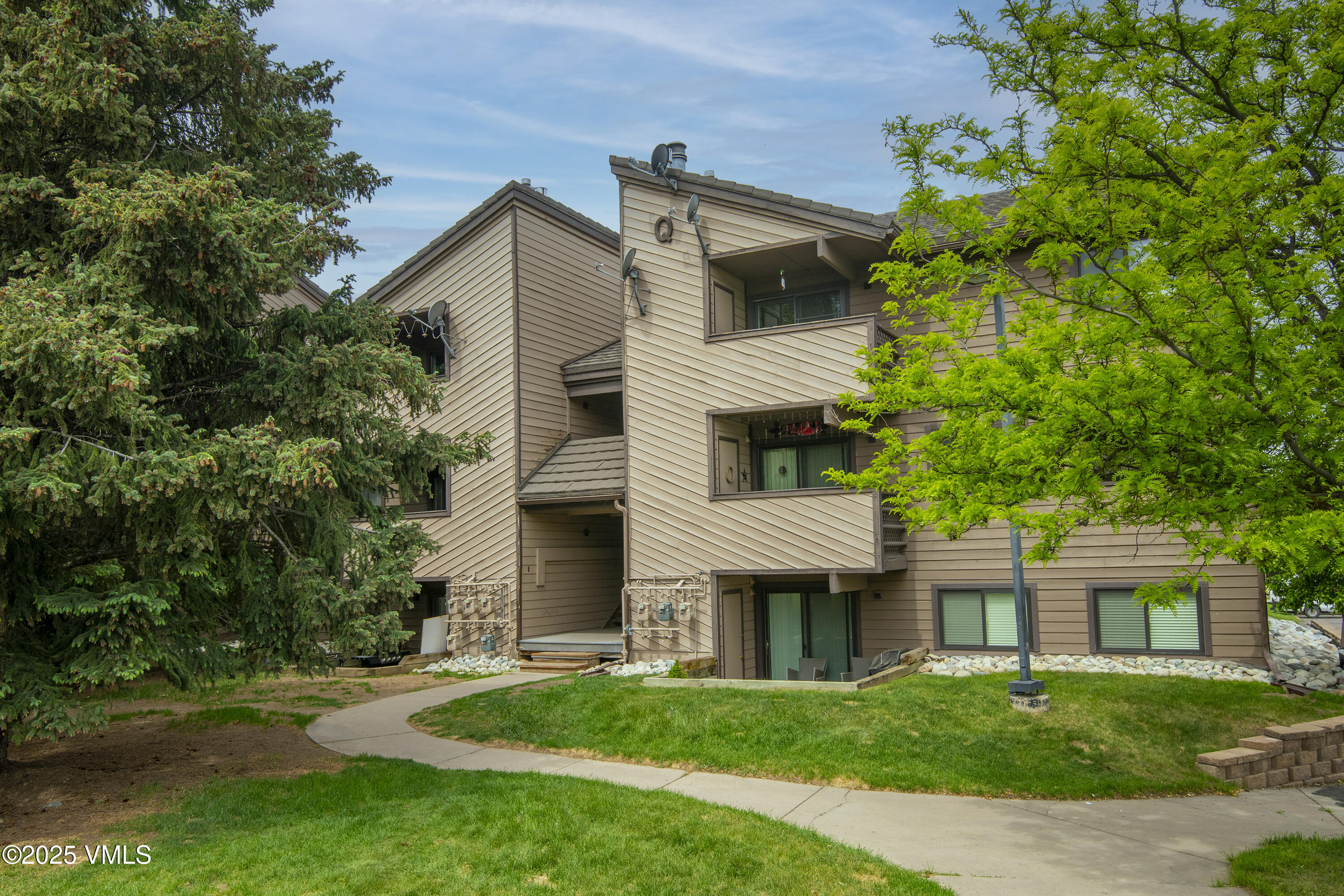 1061 W Beaver Creek, Q302 Property Photo 1