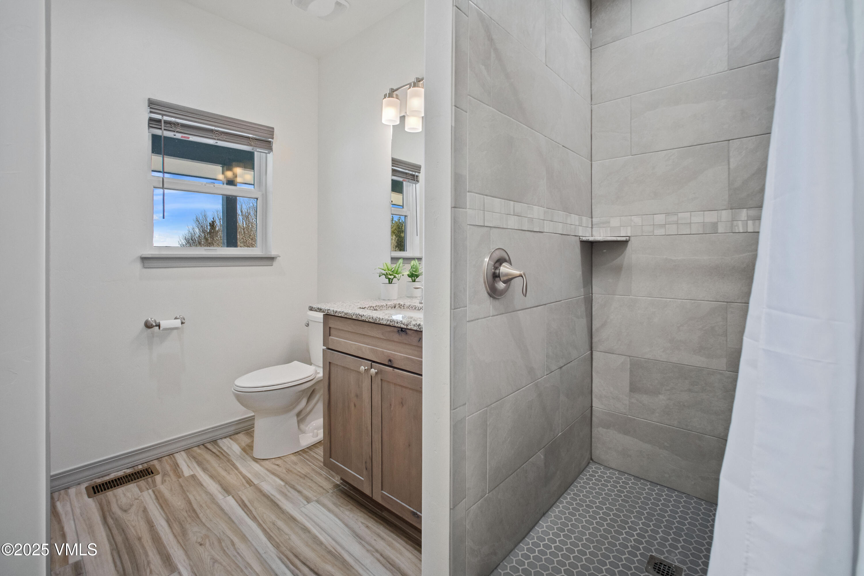 247 Foxtail Court Property Photo 19