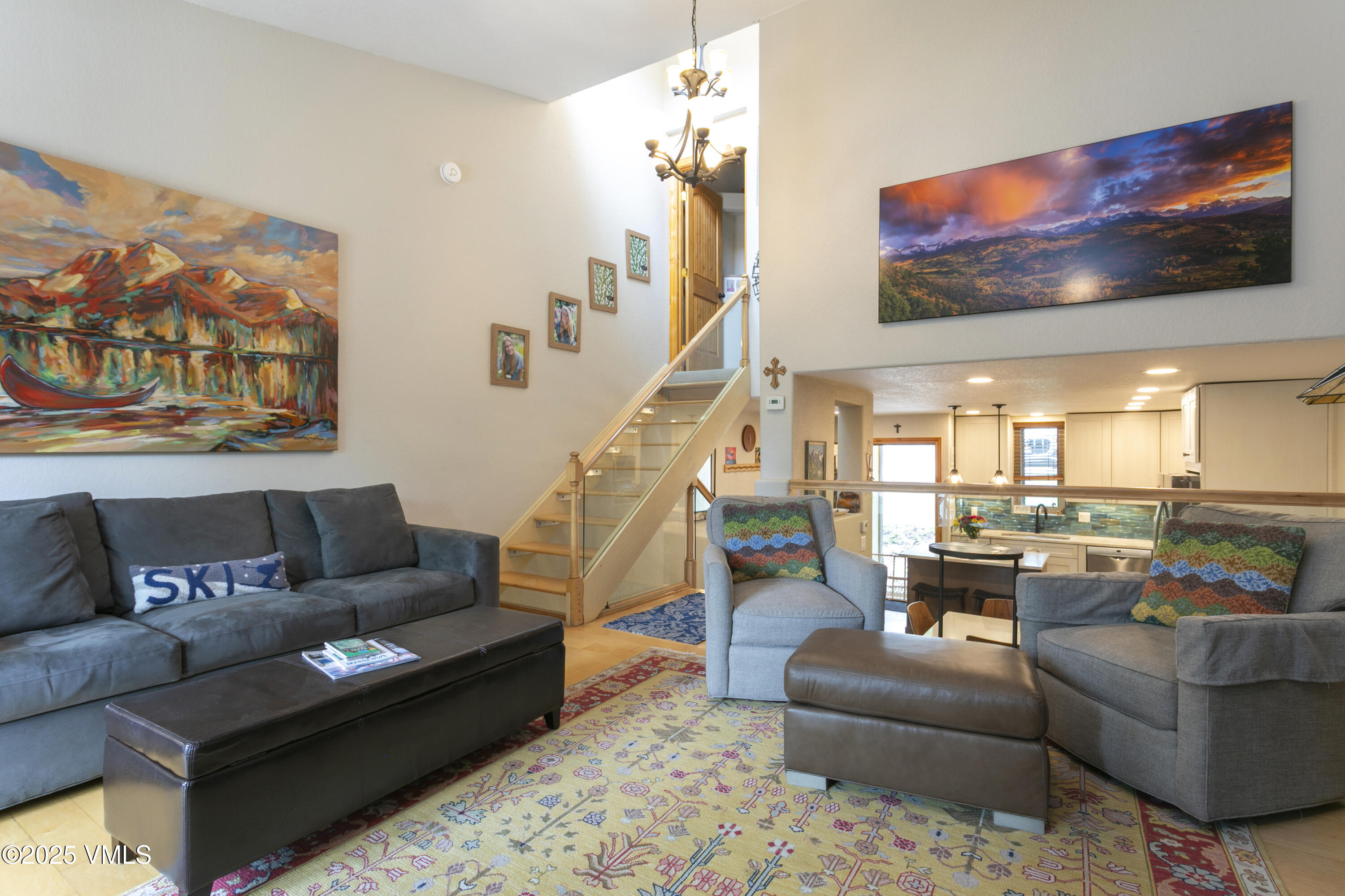 1090 Vail View Drive, 11