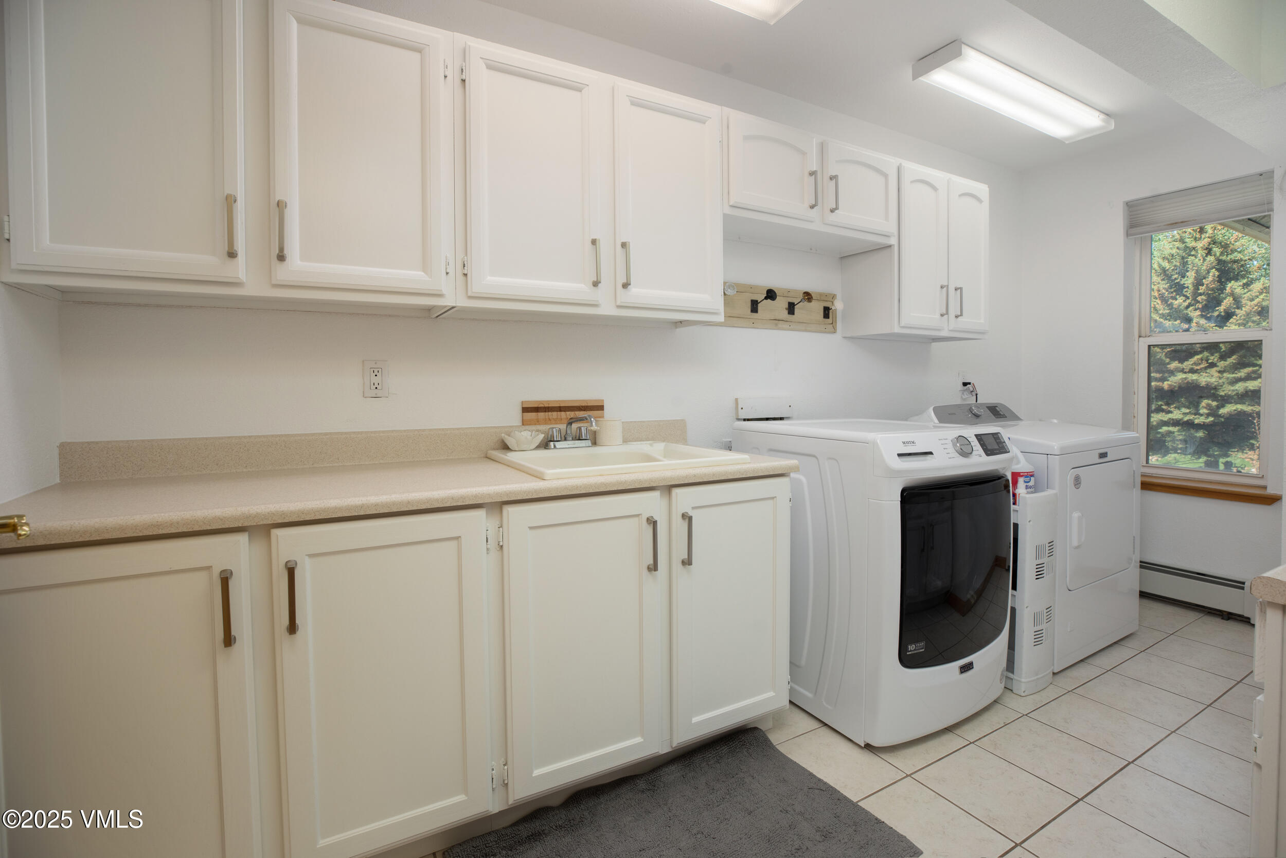 761 Bull Run Property Photo 22