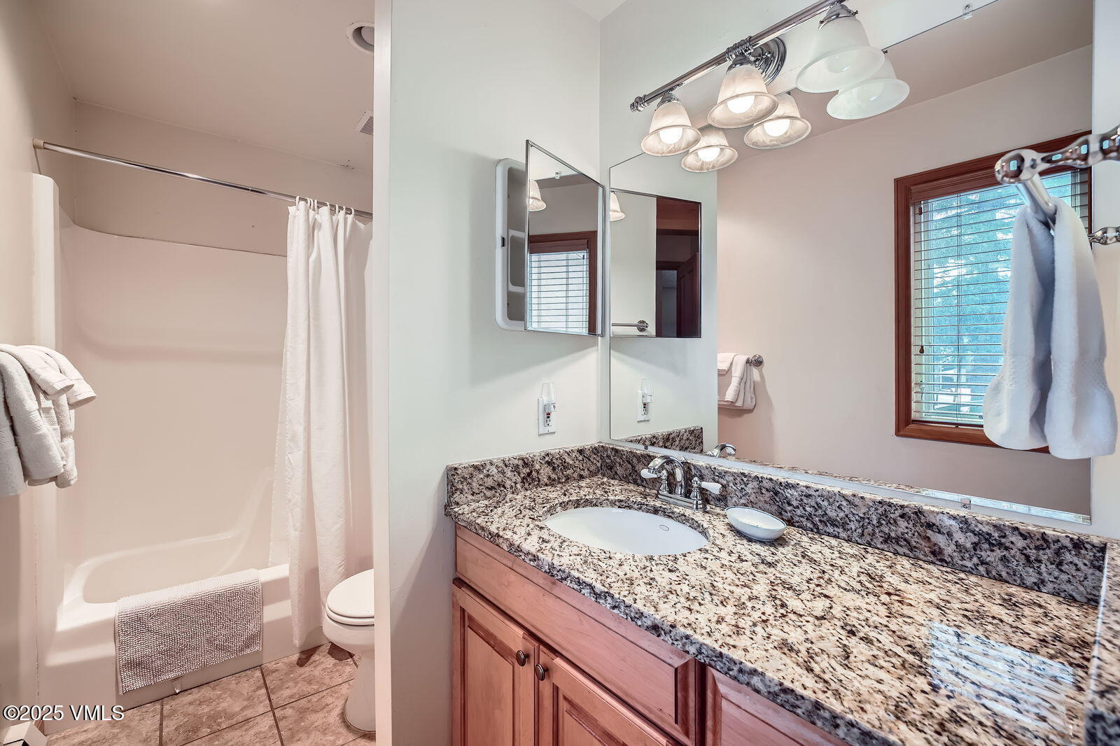 1023 Lions Ridge Loop, 111 Property Photo 6