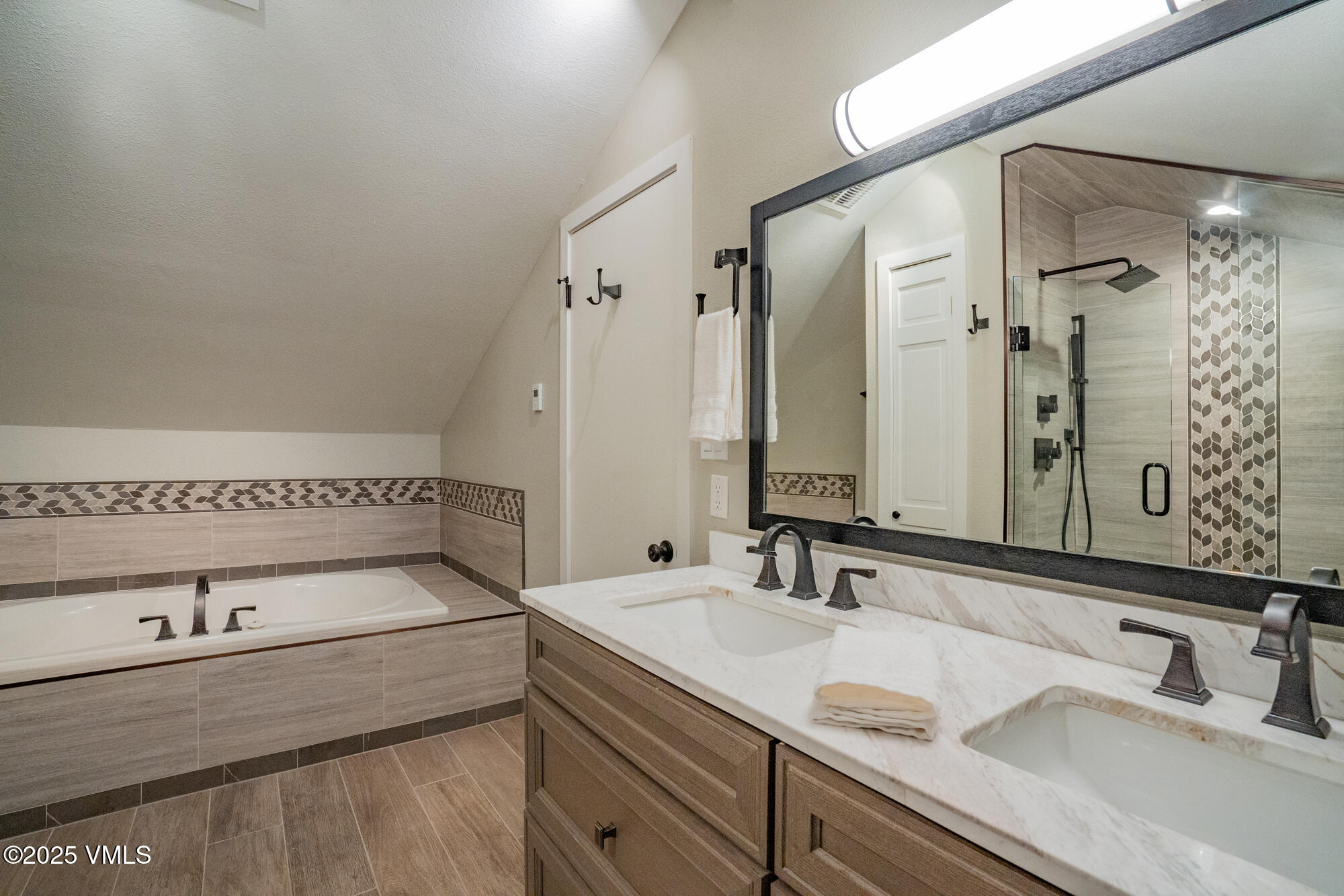 4031 Bighorn Road, 9-h Property Photo 16