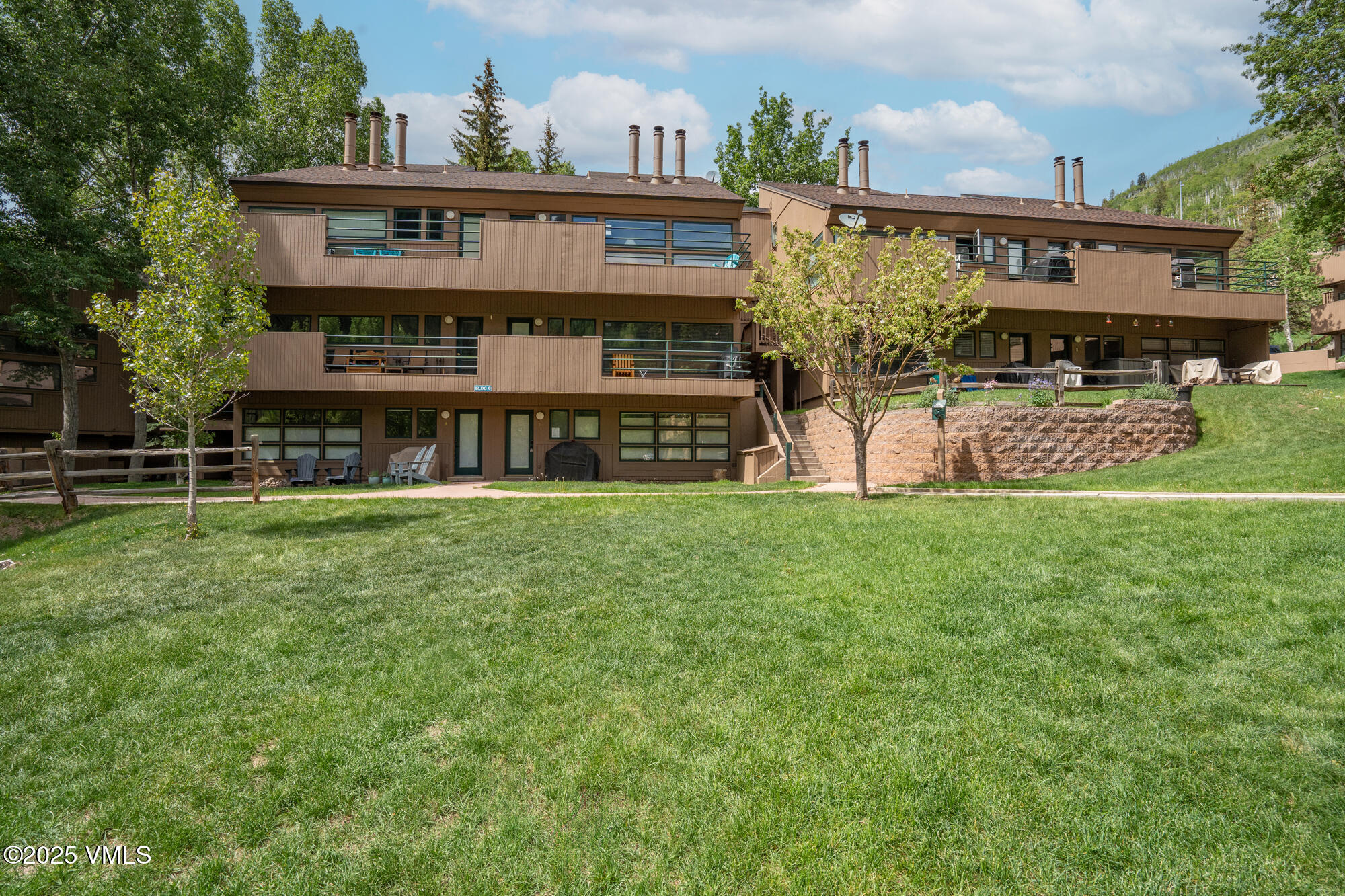 4031 Bighorn Road, 9-h Property Photo 33