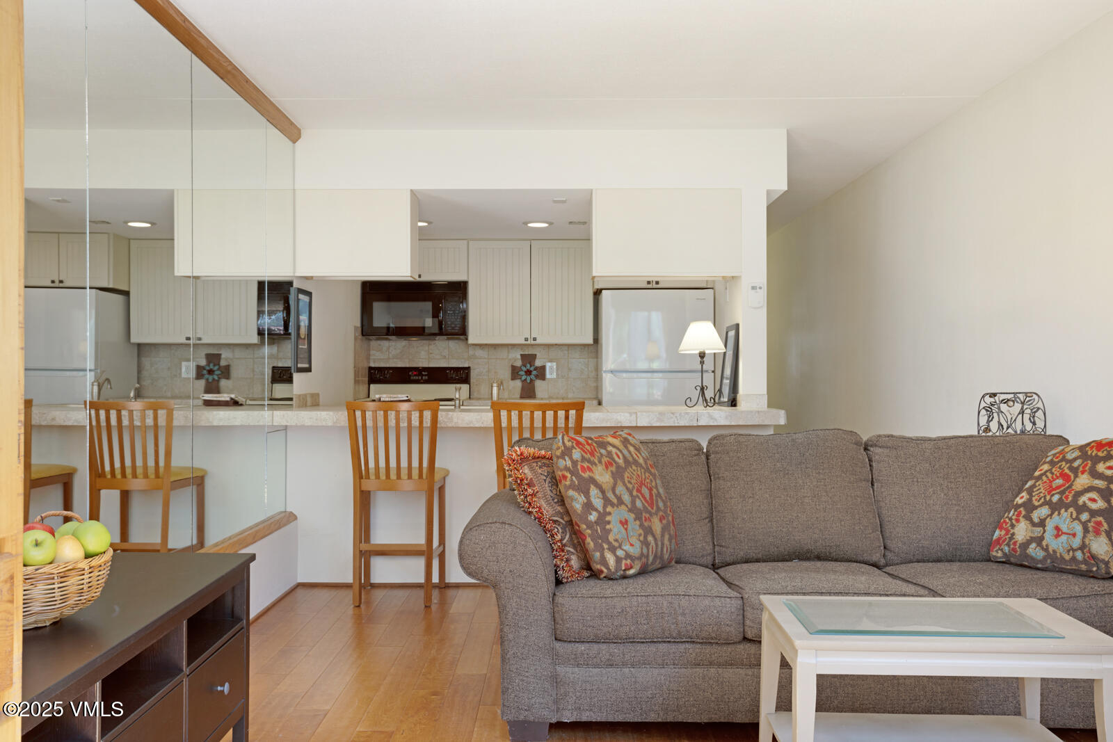 4506 Spruce Way, 2 Property Photo 20