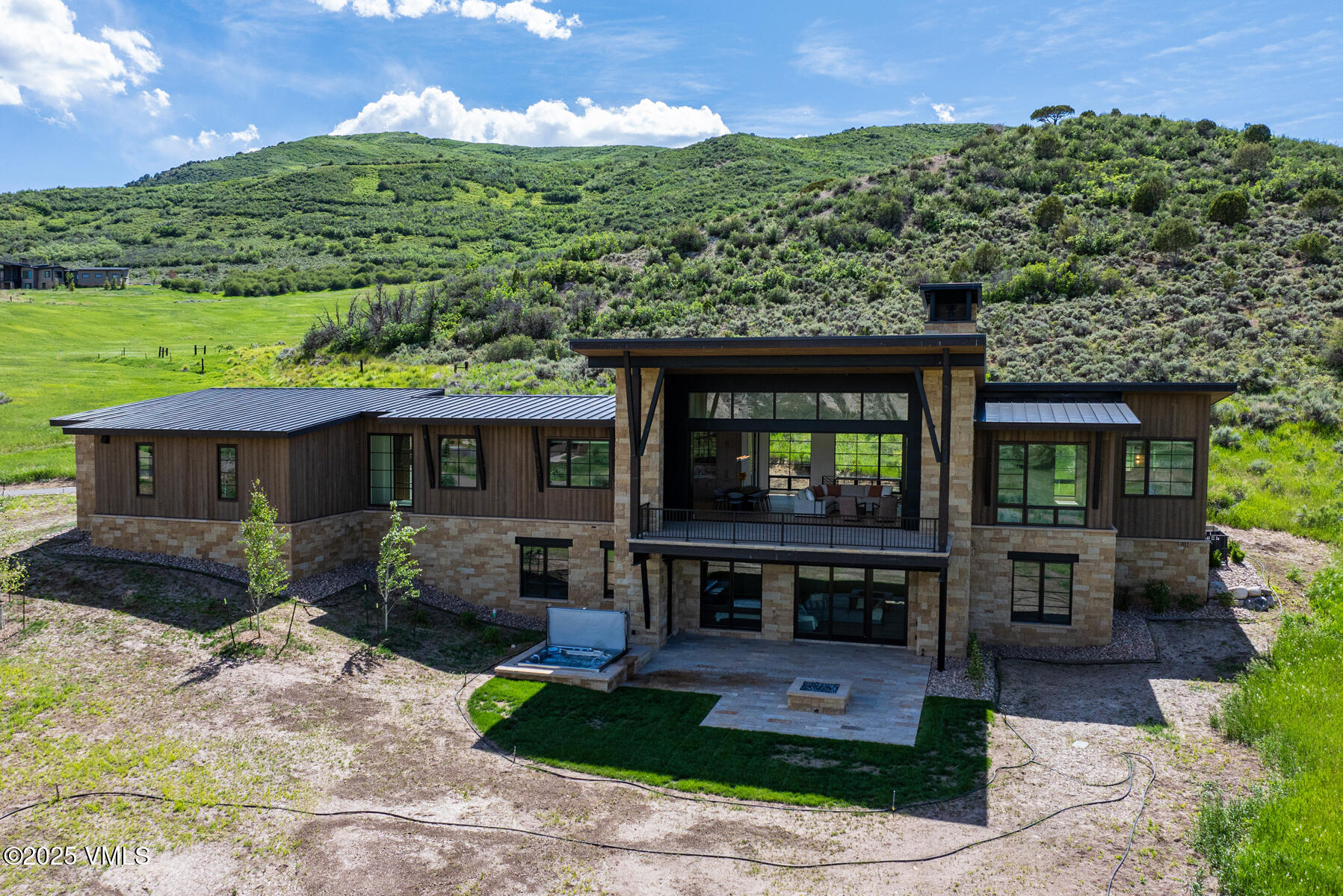 0599 Gray Rock Drive