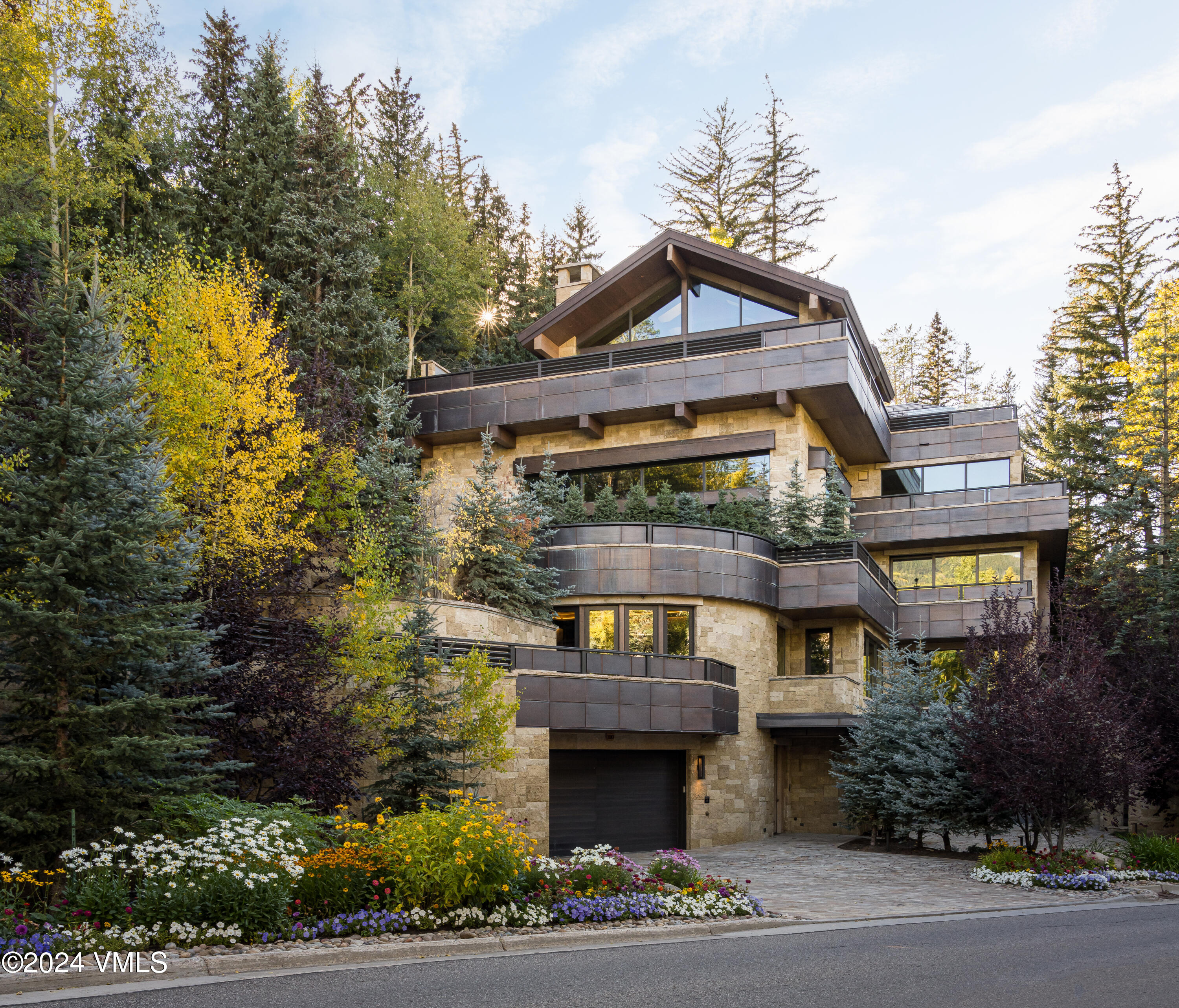 100 Vail Road Property Photo 16