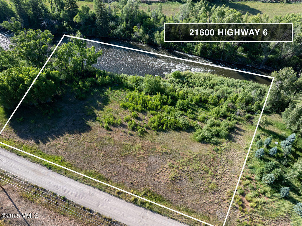 21600 Highway 6 Property Photo 1