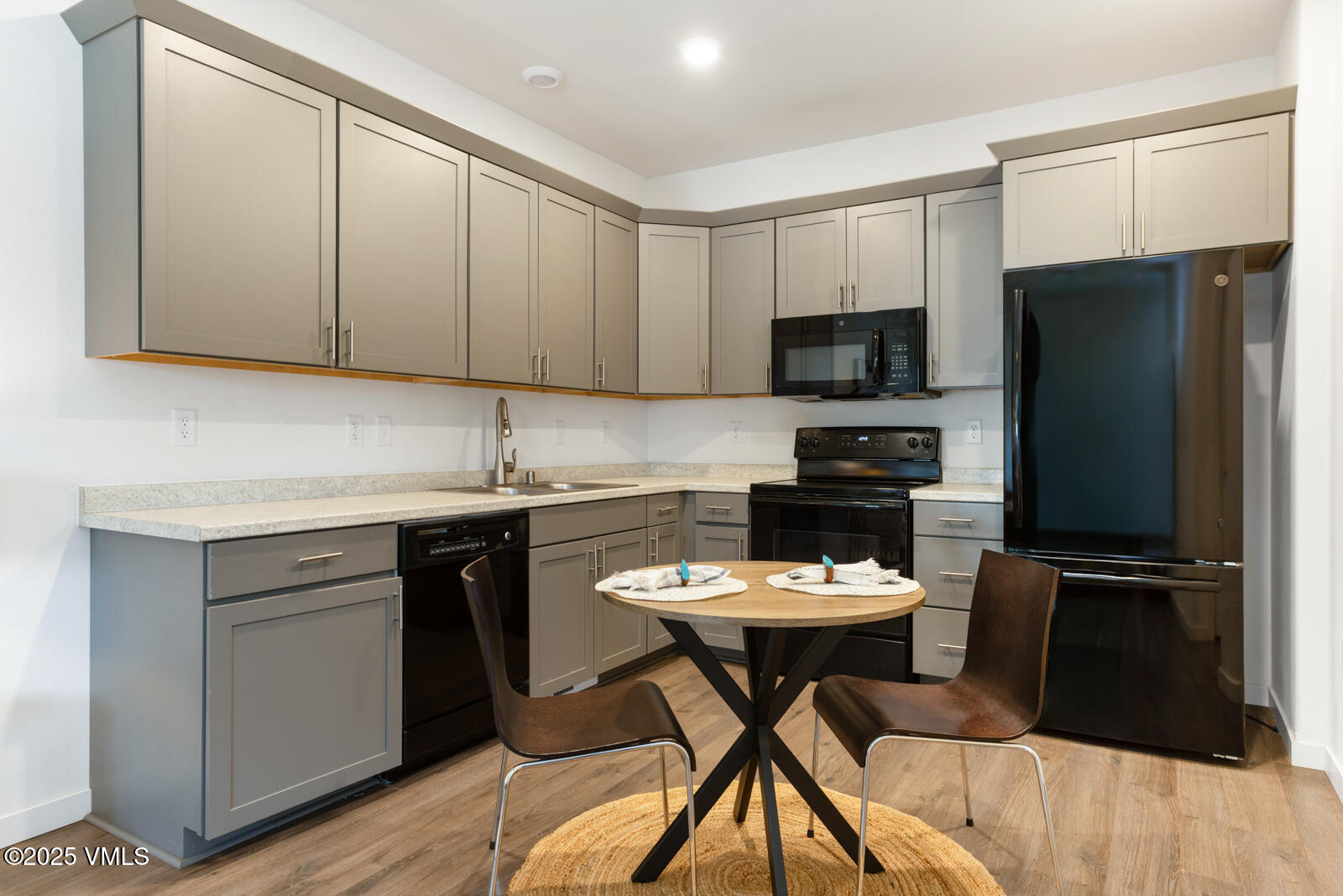 4 Uneva Court, B1 Property Photo 8