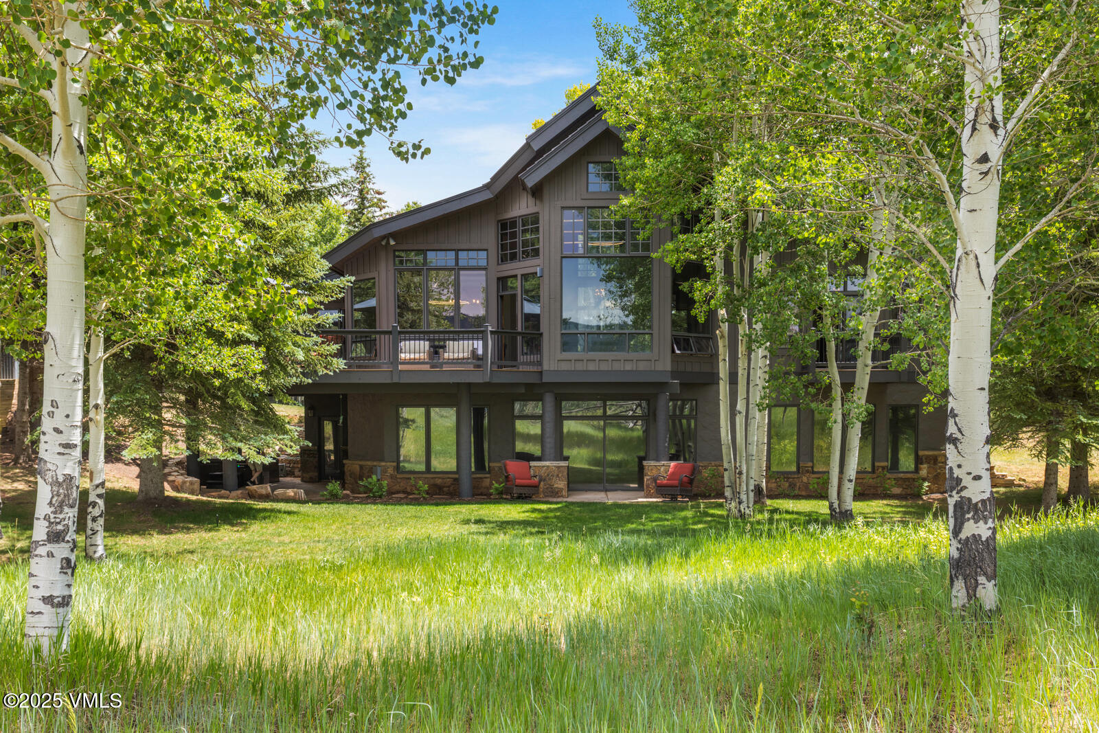 136 Saddle Ridge Loop Property Photo 2