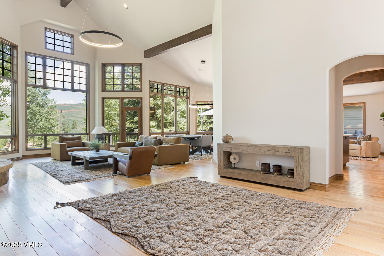 136 Saddle Ridge Loop Property Photo 3