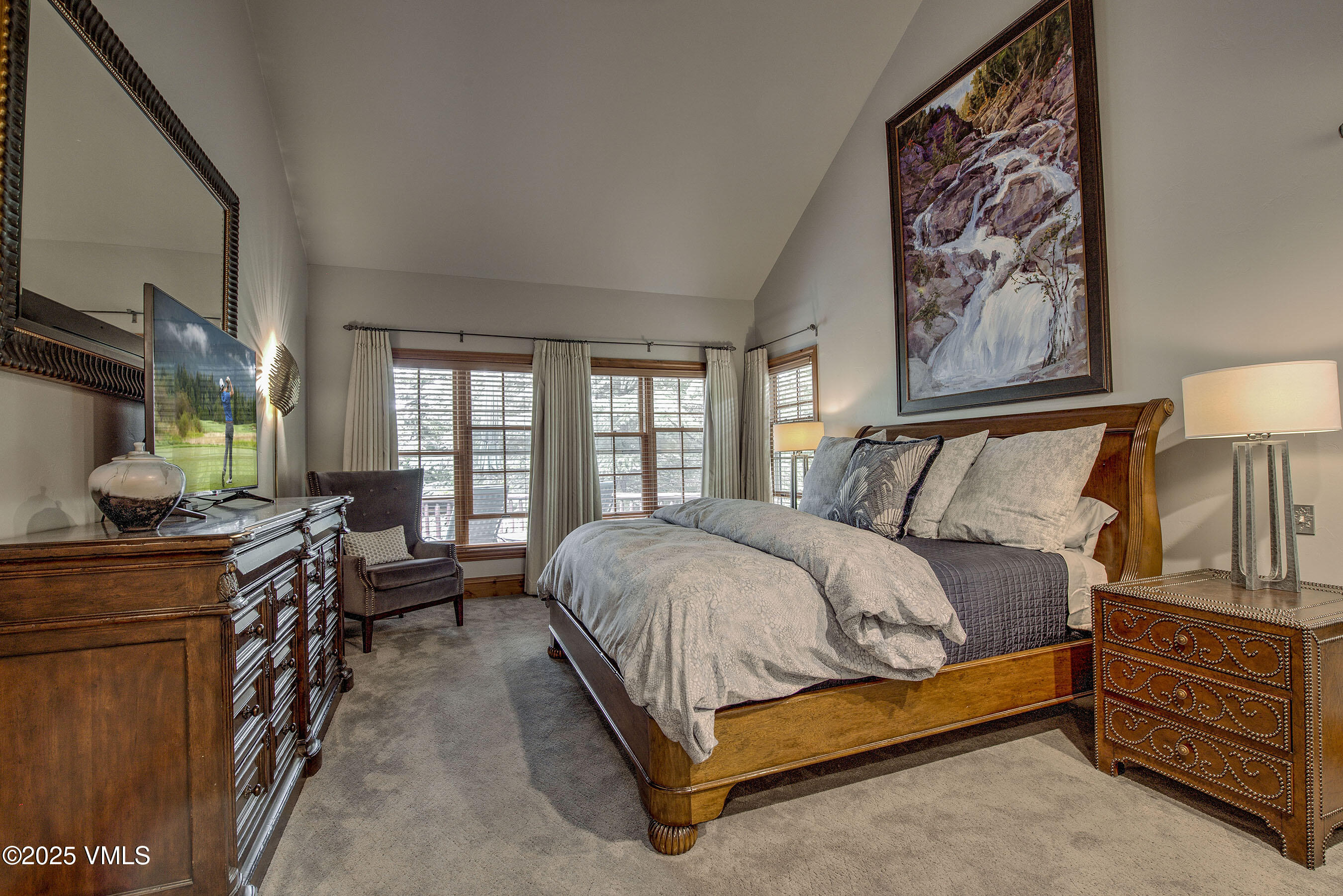 129 Bermuda Drive Property Photo 6