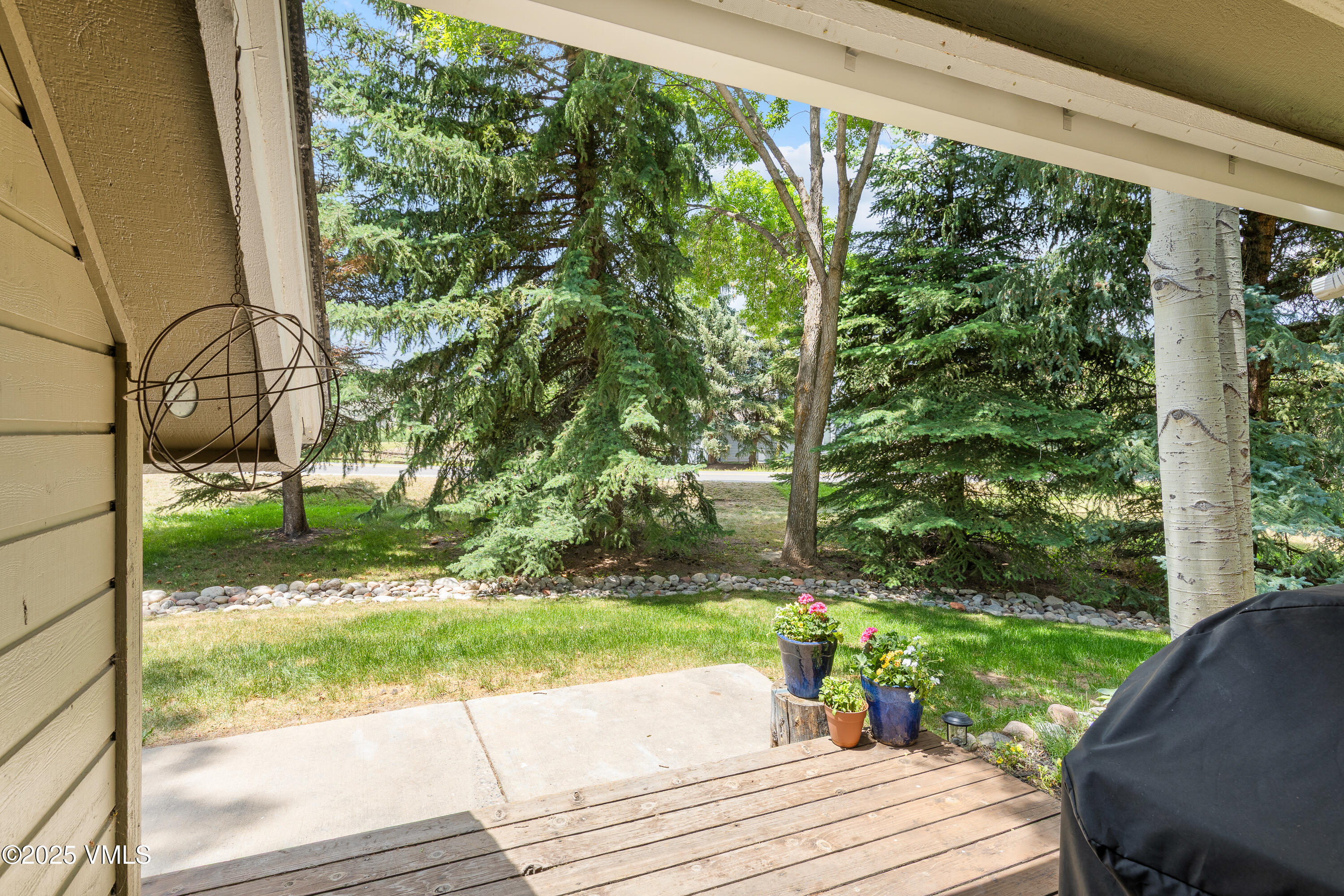 570 Homestead Drive, 25 Property Photo 33