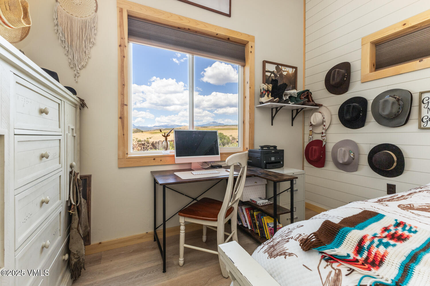 25511 Colorado River Road Property Photo 31
