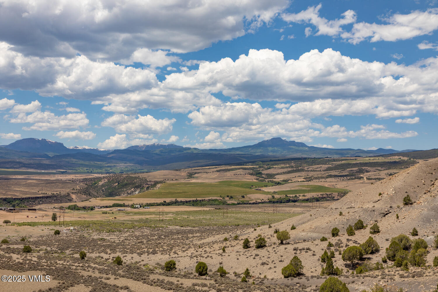 25511 Colorado River Road Property Photo 38