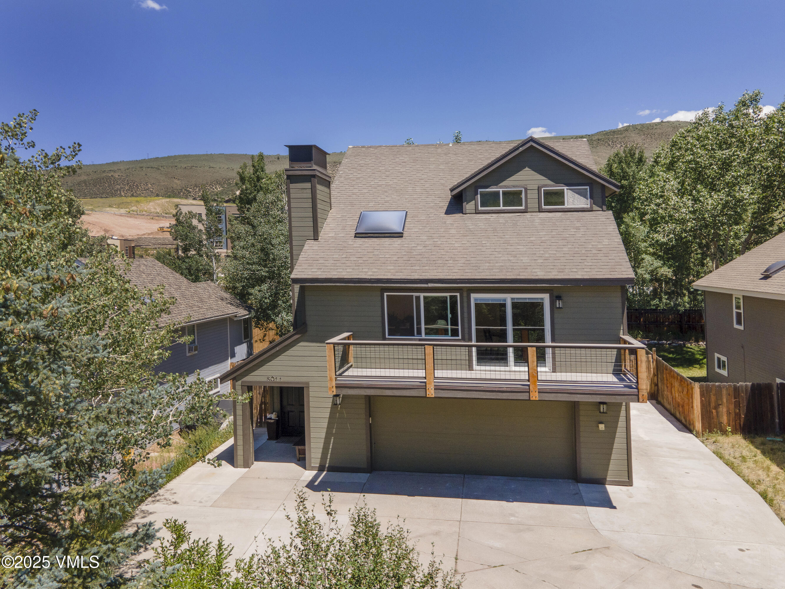 5011 Eaglebend Drive Property Photo 1