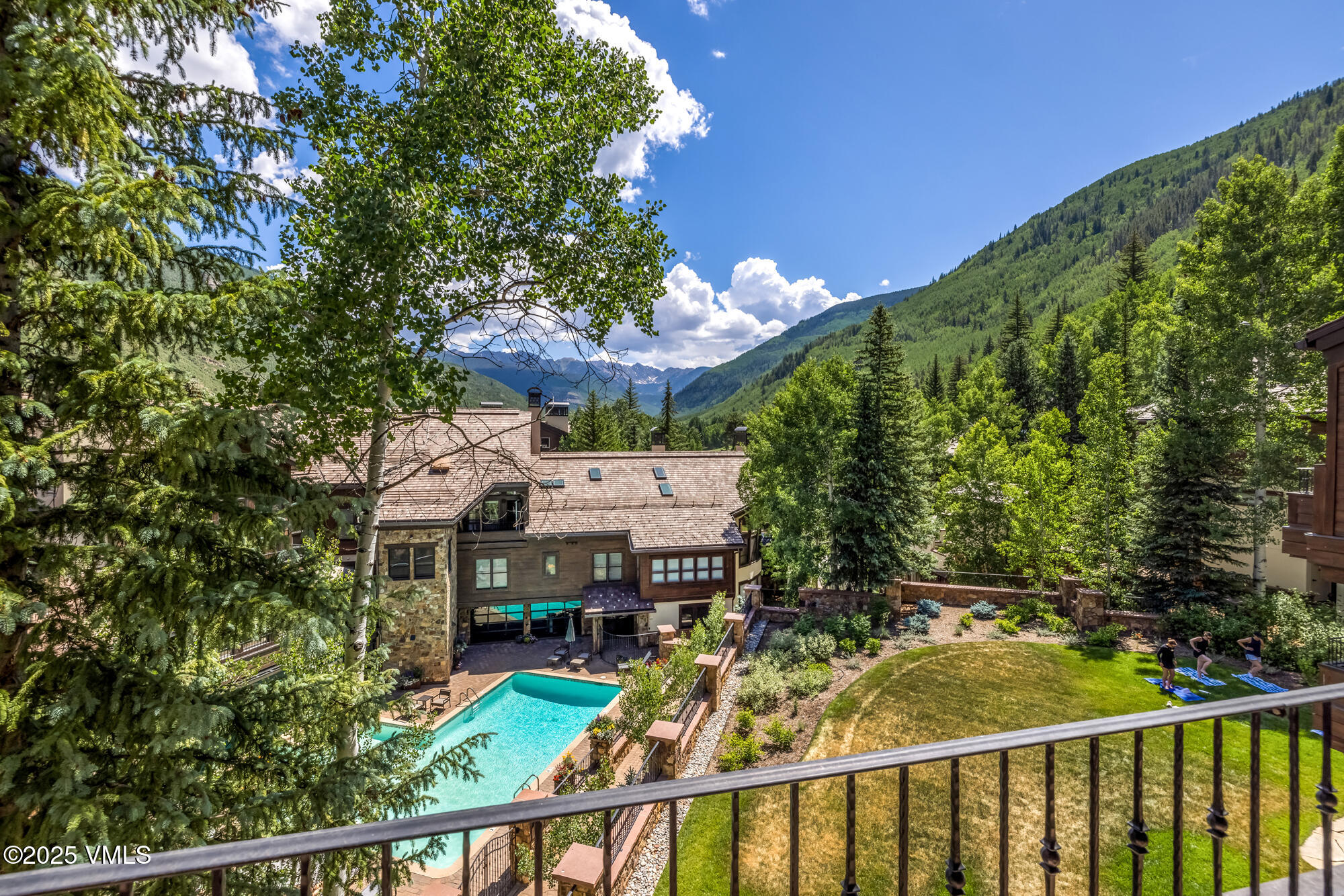 600 Vail Valley Drive 310 Property Photo 60