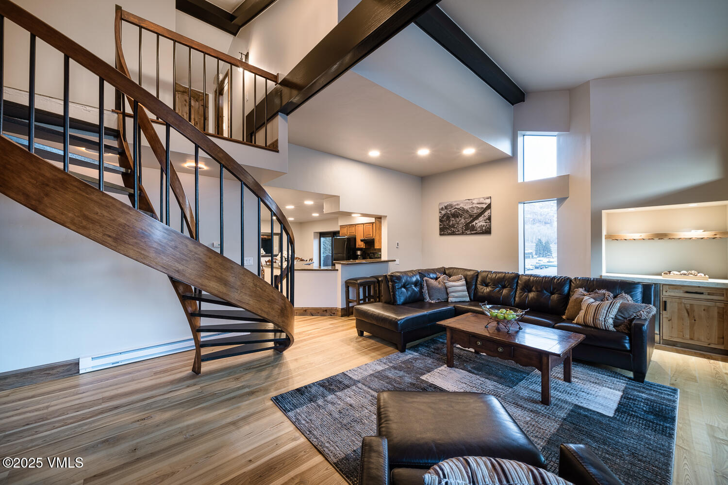508 E Lionshead Circle, 502