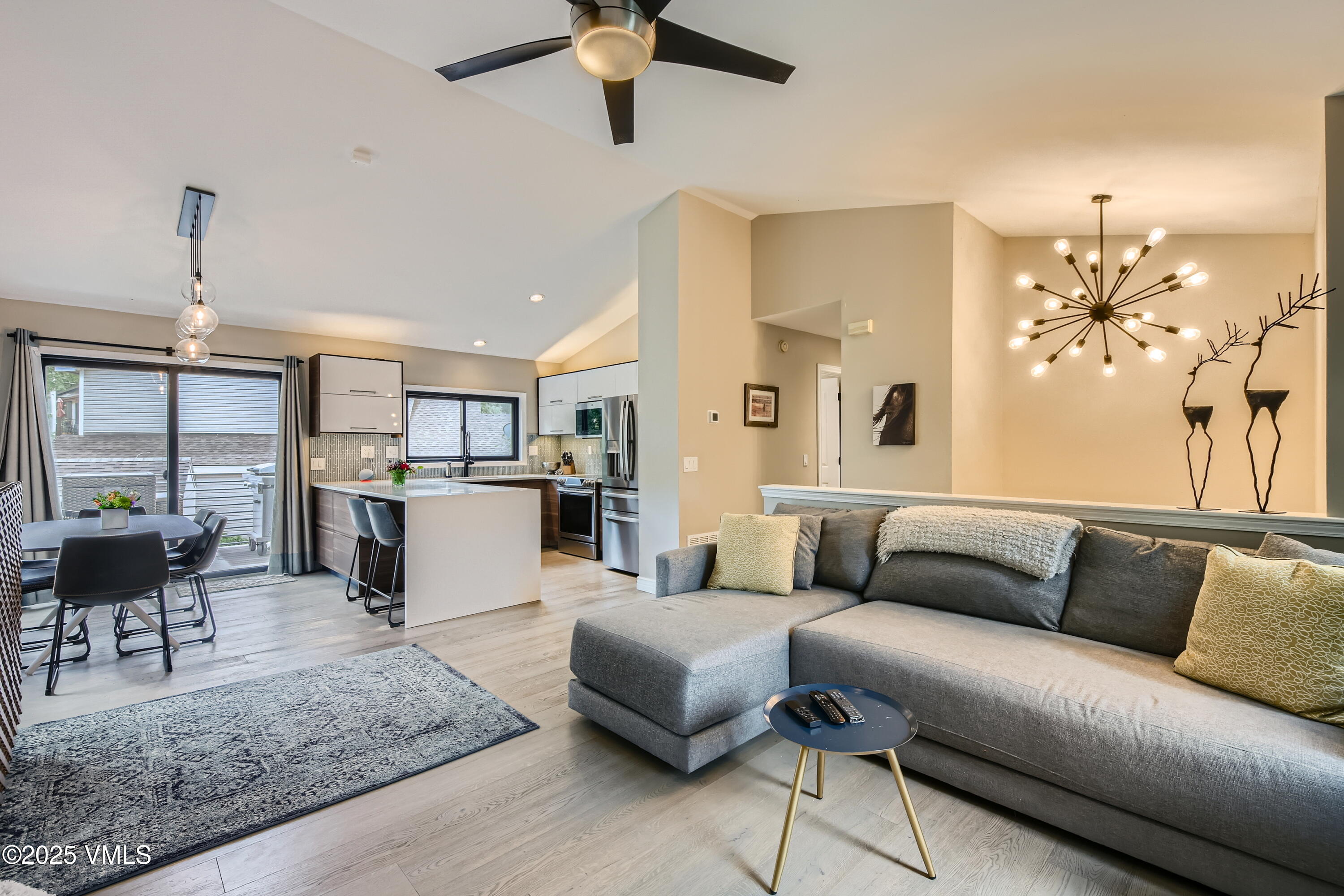 11 Spruce Circle Property Photo 3