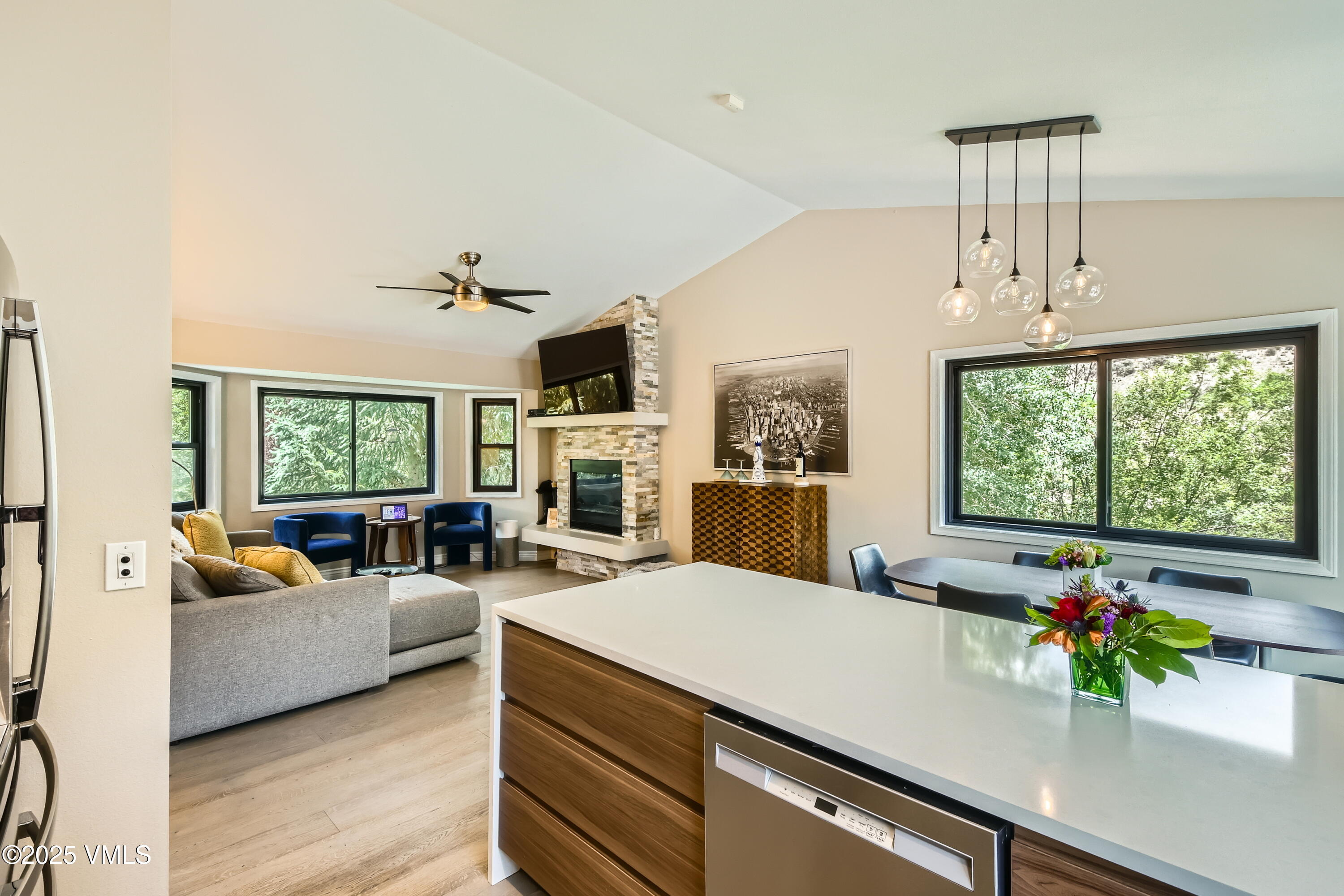 11 Spruce Circle Property Photo 6