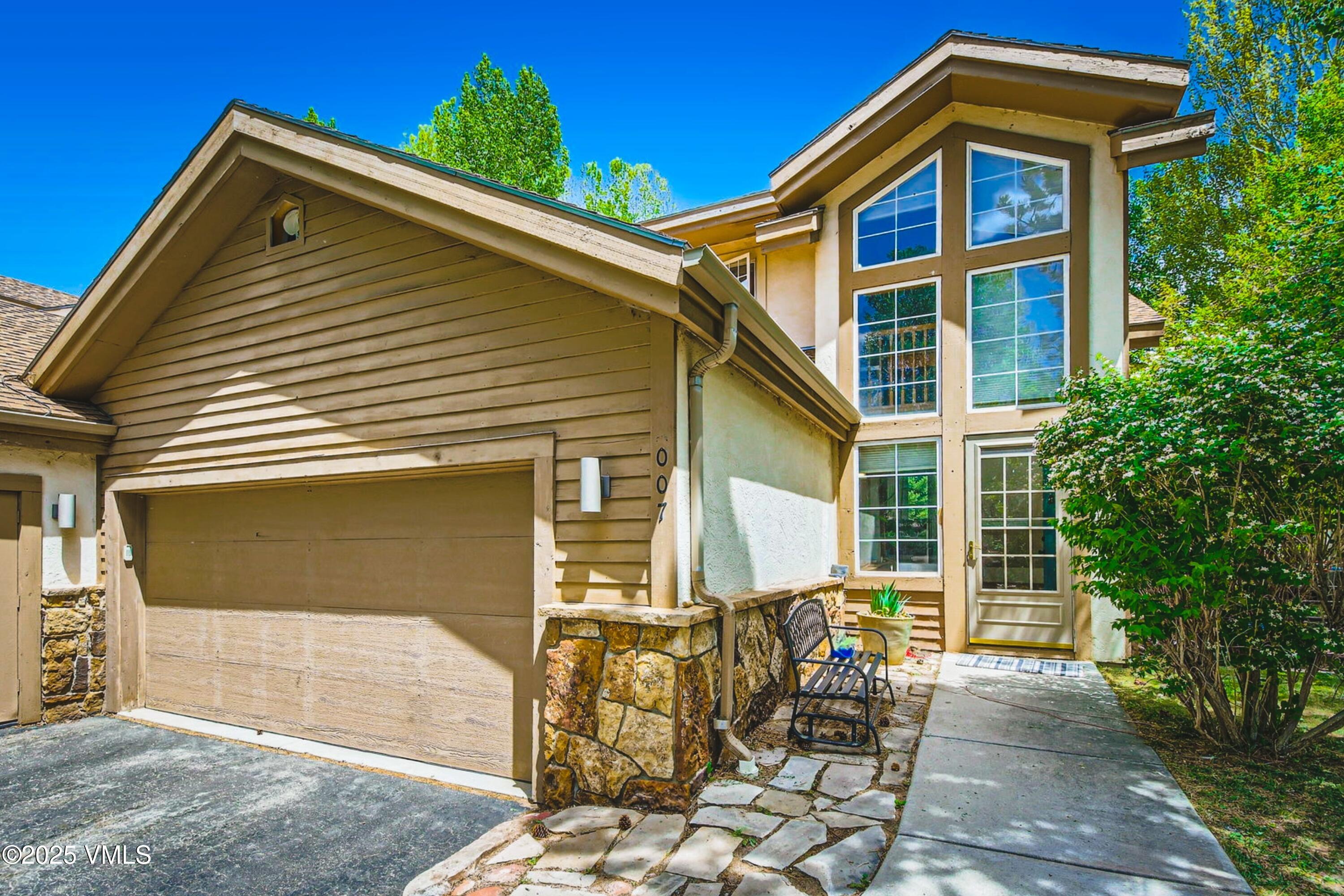 7 Black Bear Drive Property Photo 1