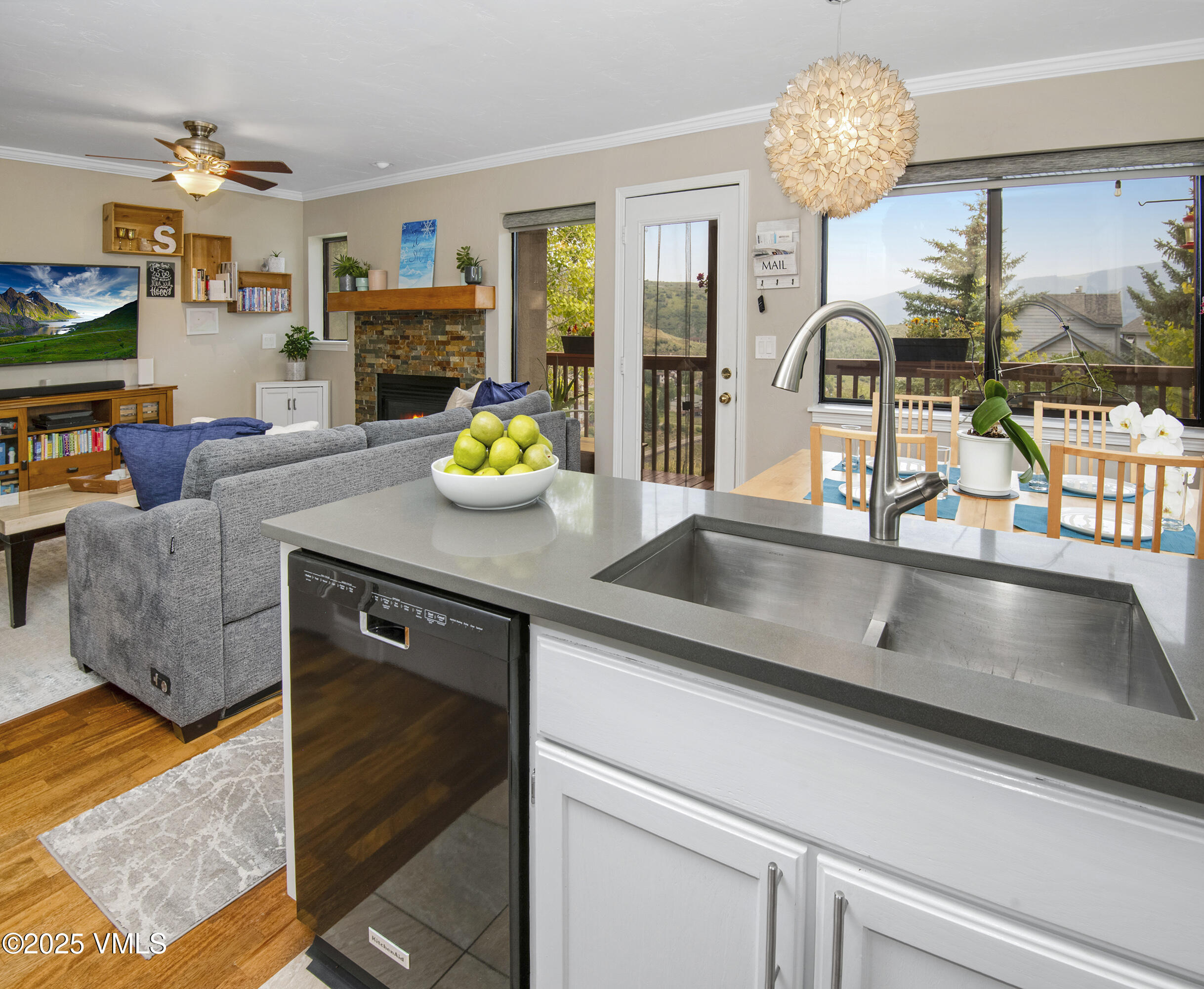 3008 Wildridge Road, B2 Property Photo 1