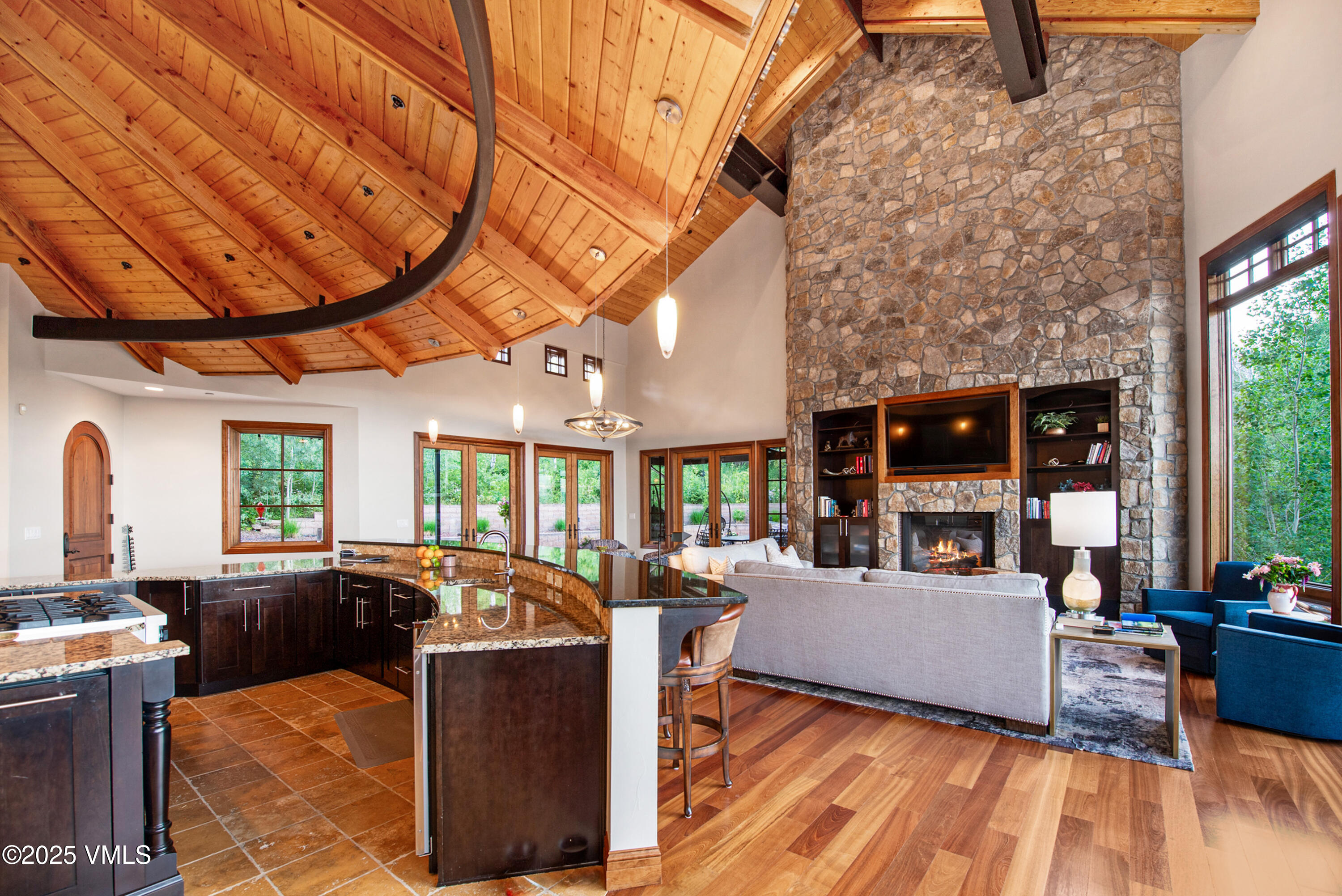 325 Jouflas Ranch Road Property Photo 4