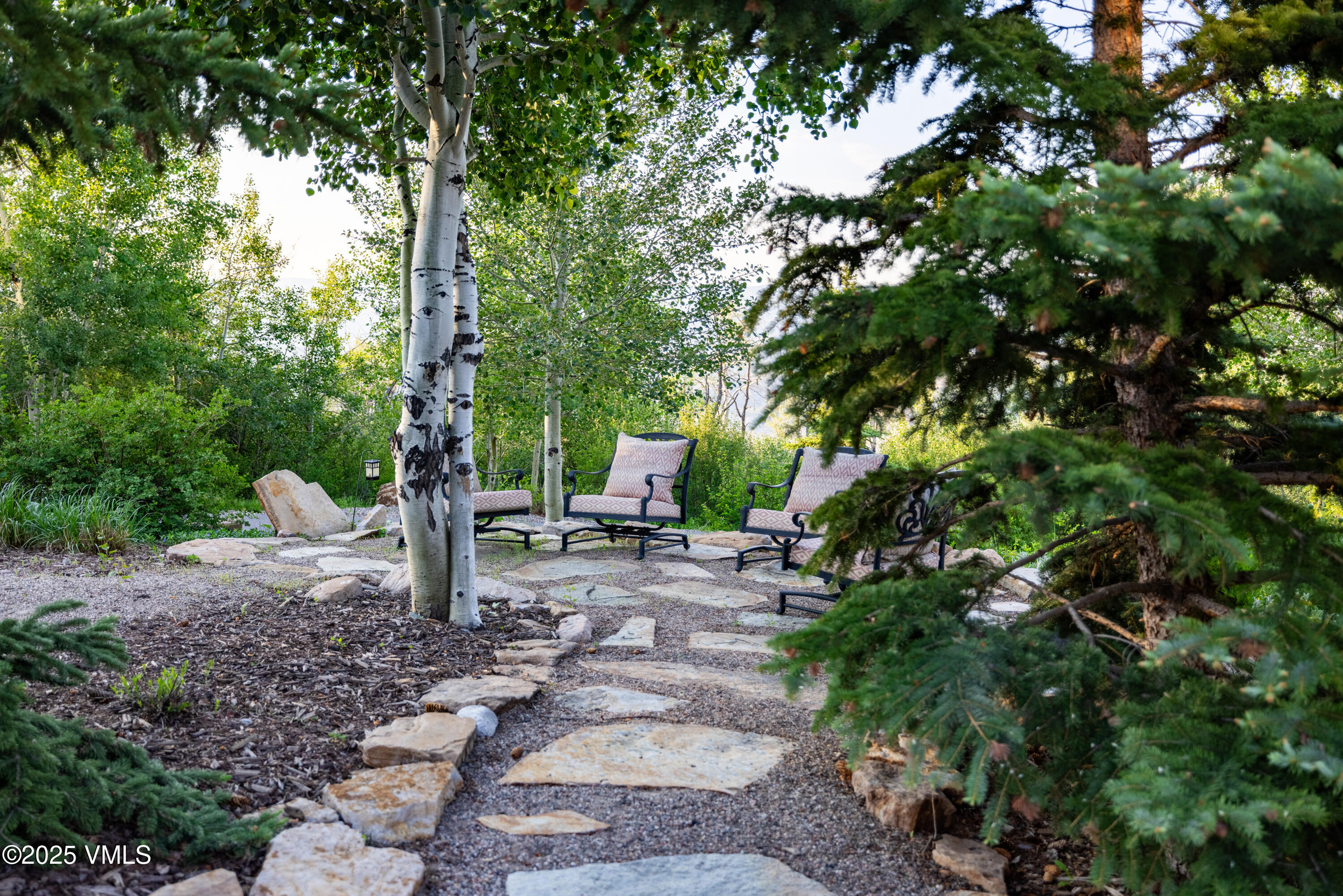 325 Jouflas Ranch Road Property Photo 37