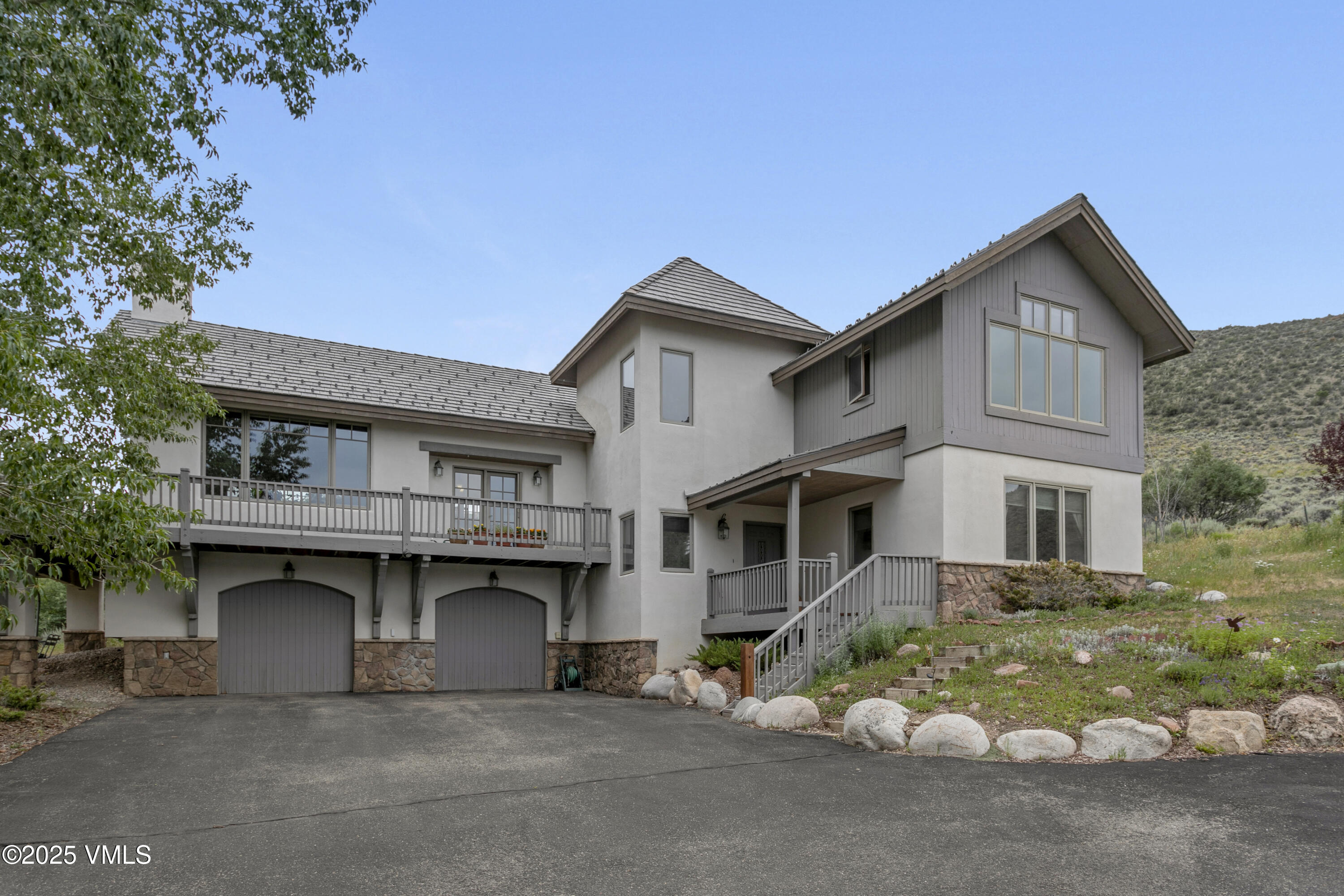 1161 June Creek Road Property Photo 1