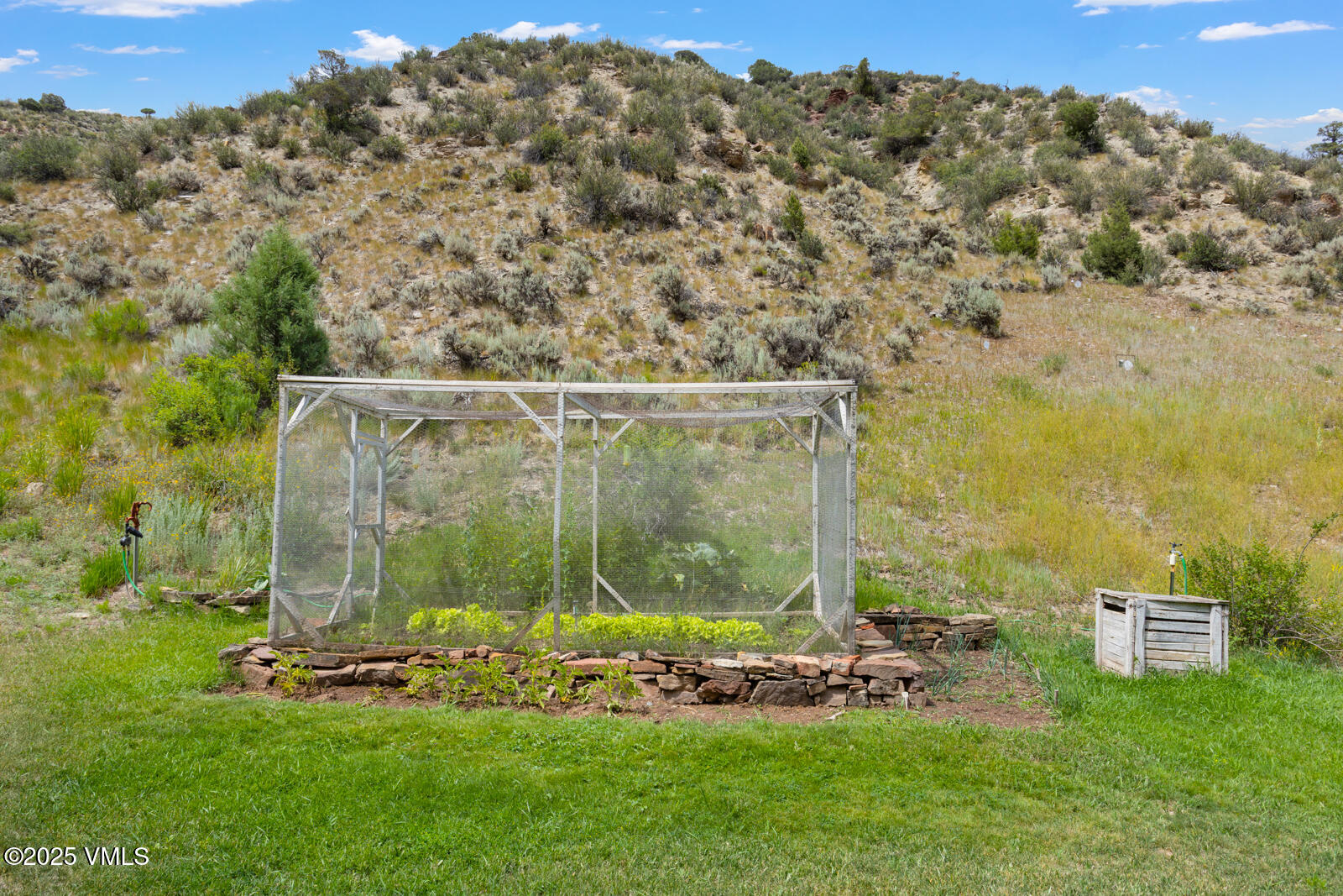 1153 Squaw Creek Road Property Photo 5