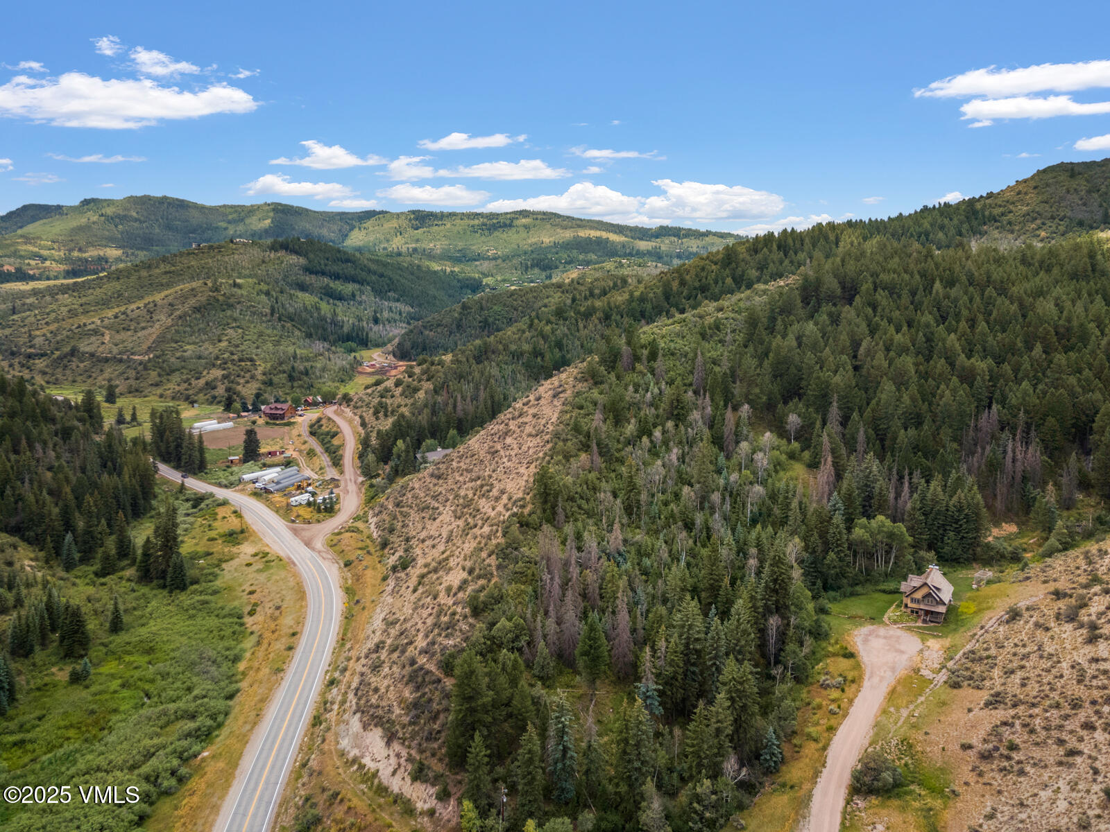 1153 Squaw Creek Road Property Photo 8