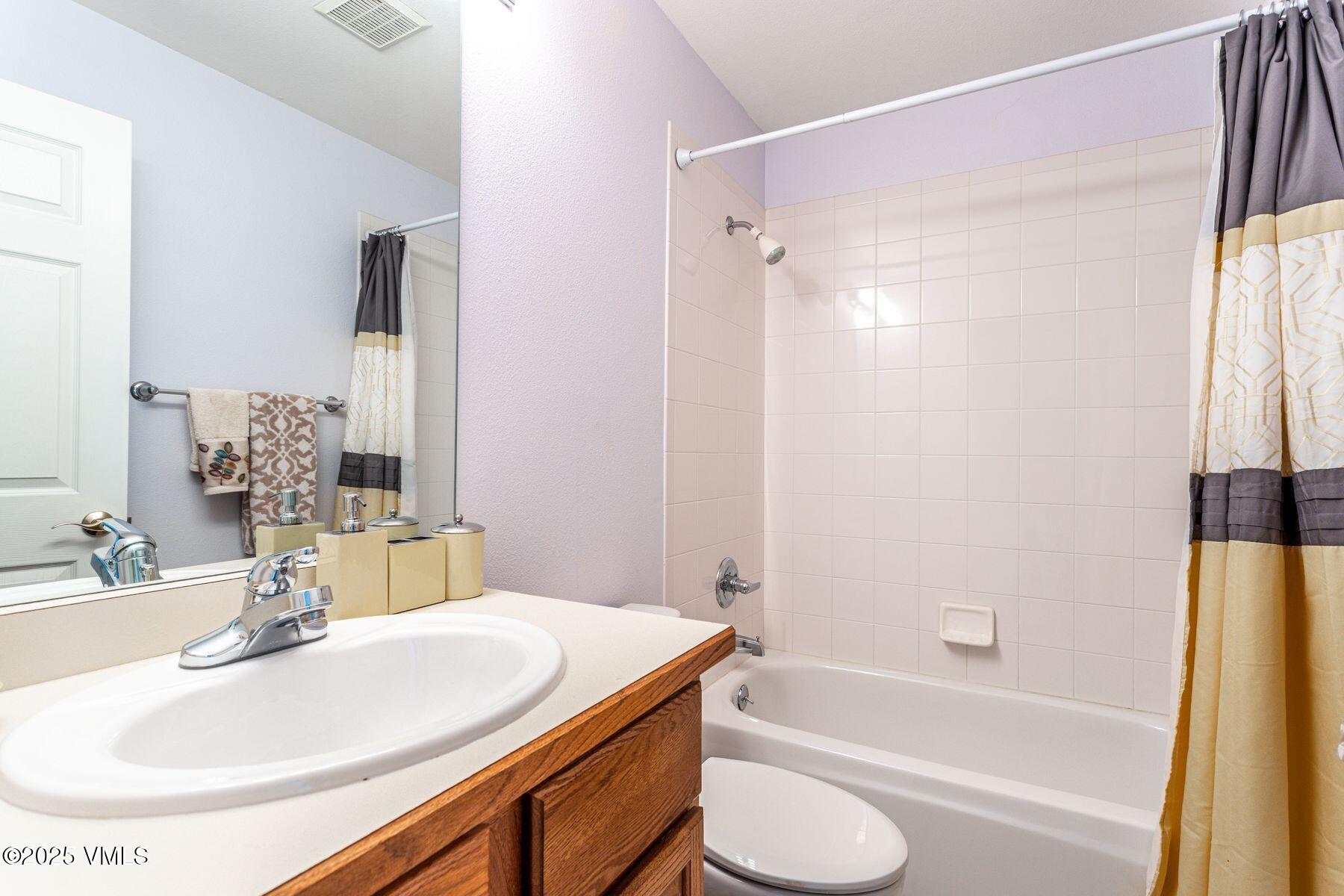 288 Edwards Village Boulevard, 12b Property Photo 22