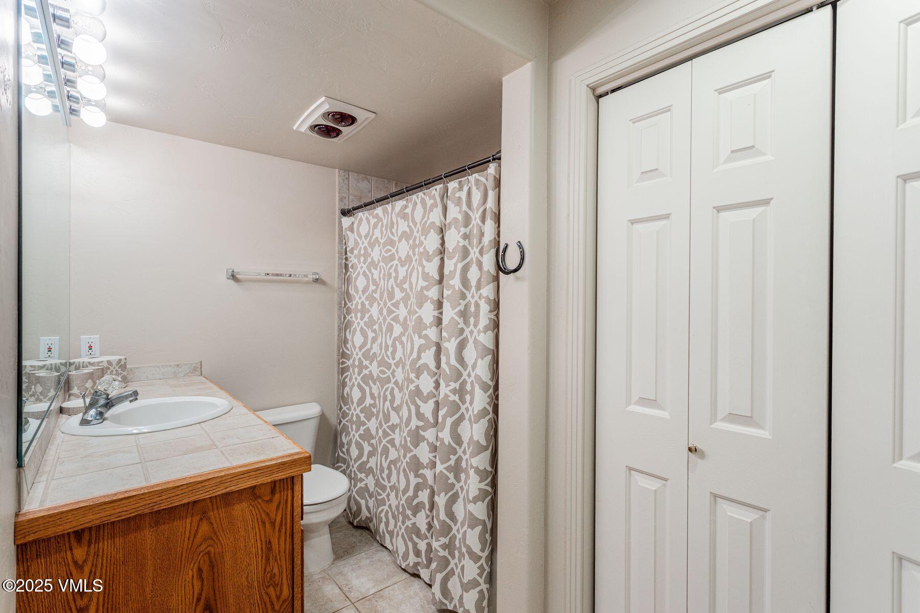 288 Edwards Village Boulevard, 12b Property Photo 24