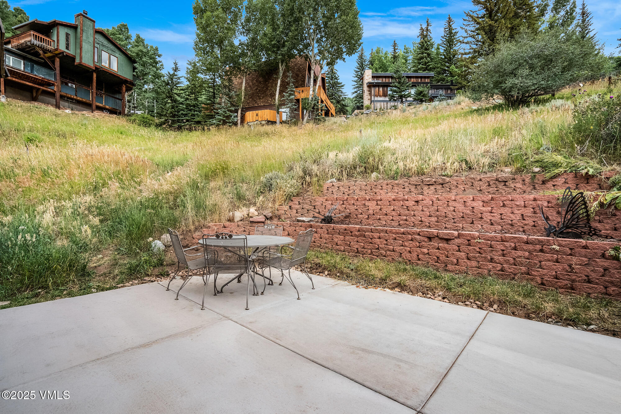 2487 Chamonix Lane, F1 Property Photo 22