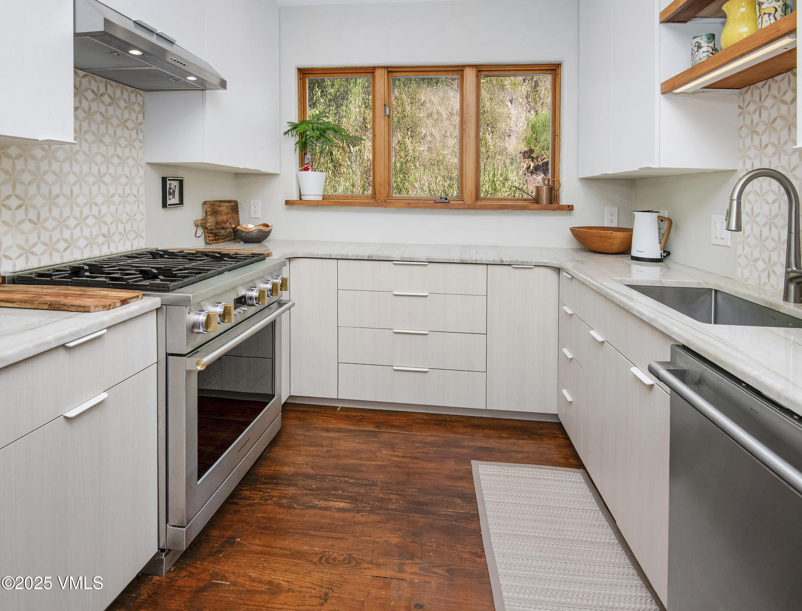 2653 Cortina Lane, 5a Property Photo 7