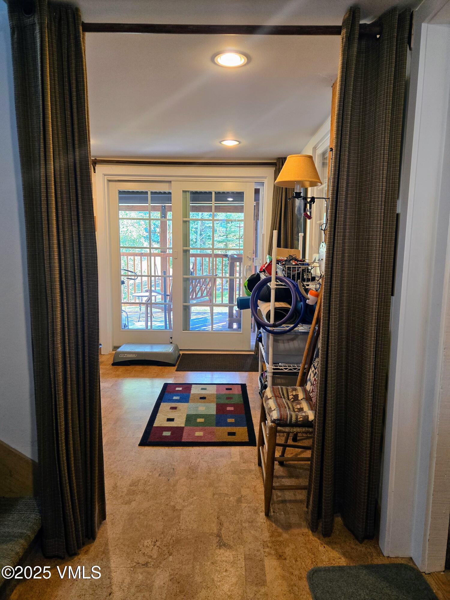 1613 Matterhorn Circle Property Photo 9