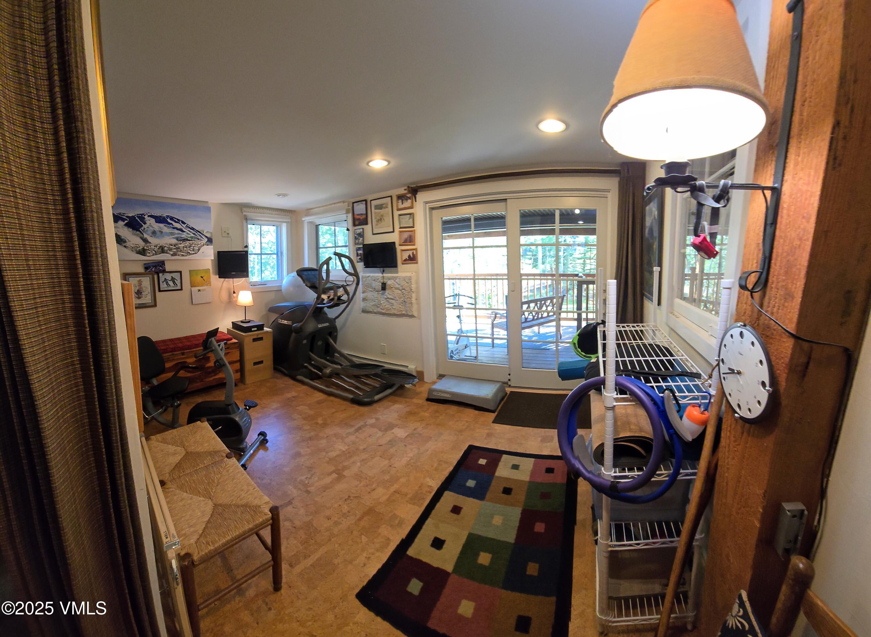 1613 Matterhorn Circle Property Photo 10