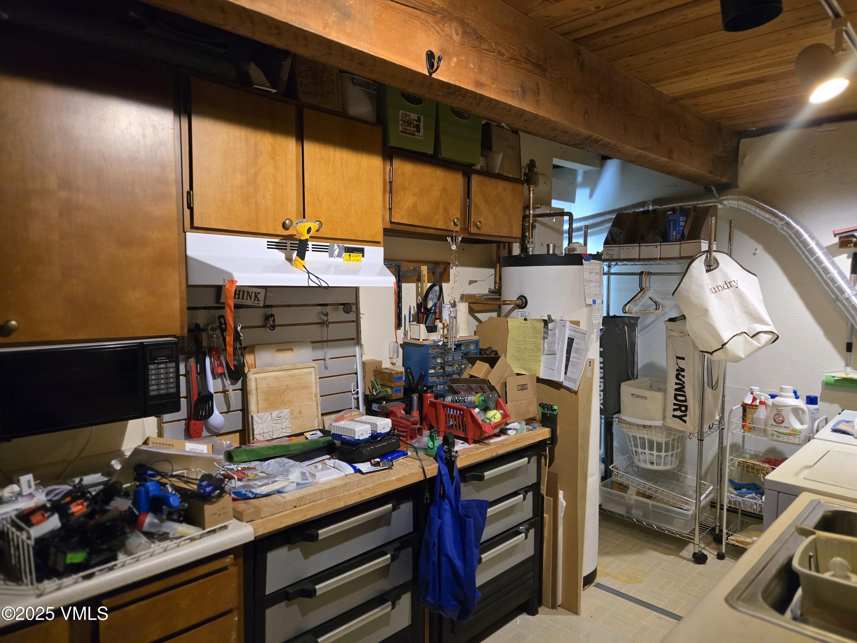 1613 Matterhorn Circle Property Photo 15