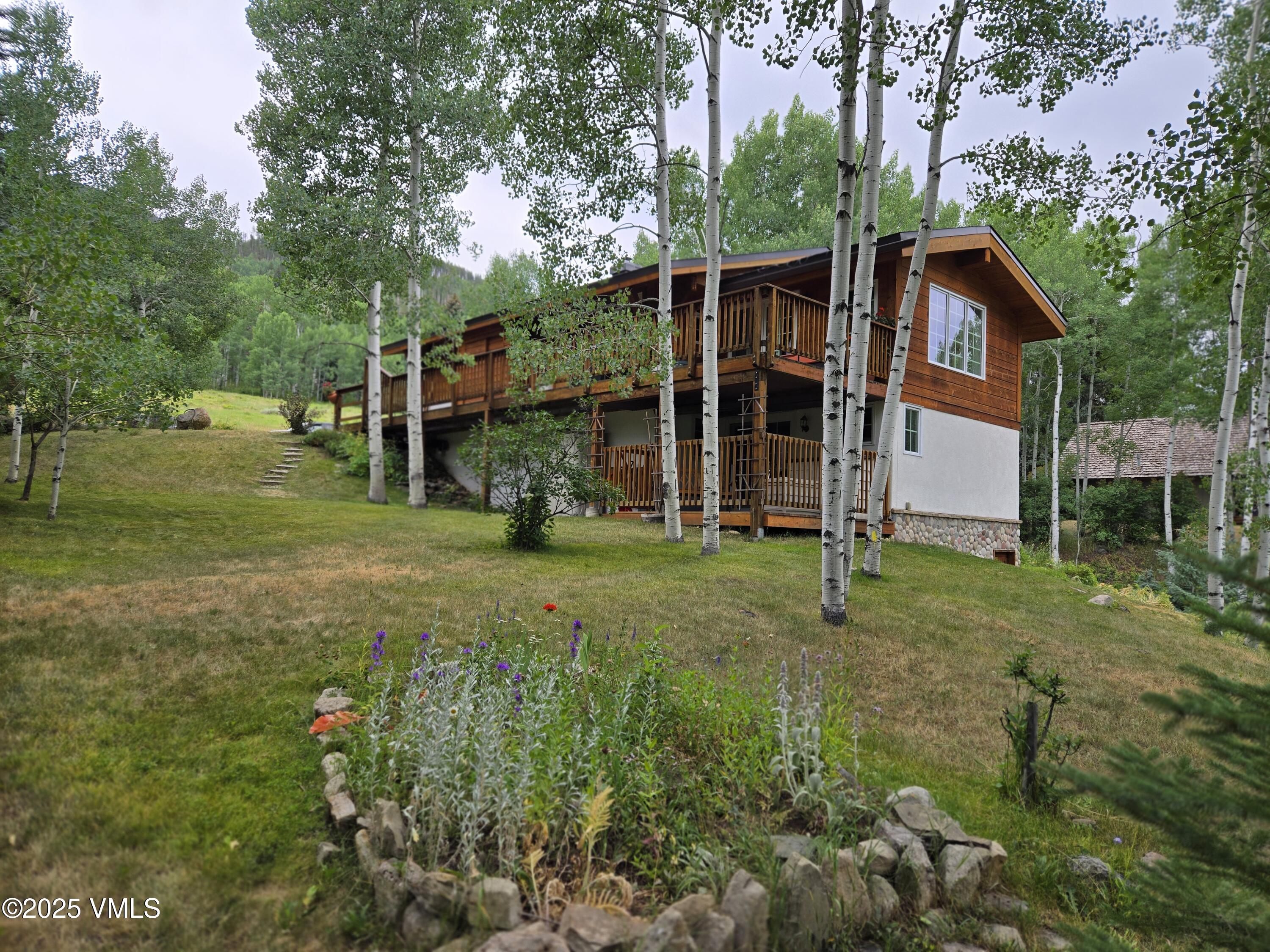 1613 Matterhorn Circle Property Photo 24