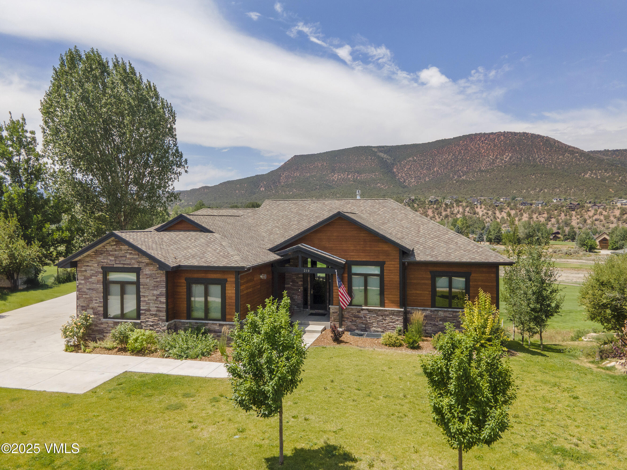 310 Black Bear Property Photo 1