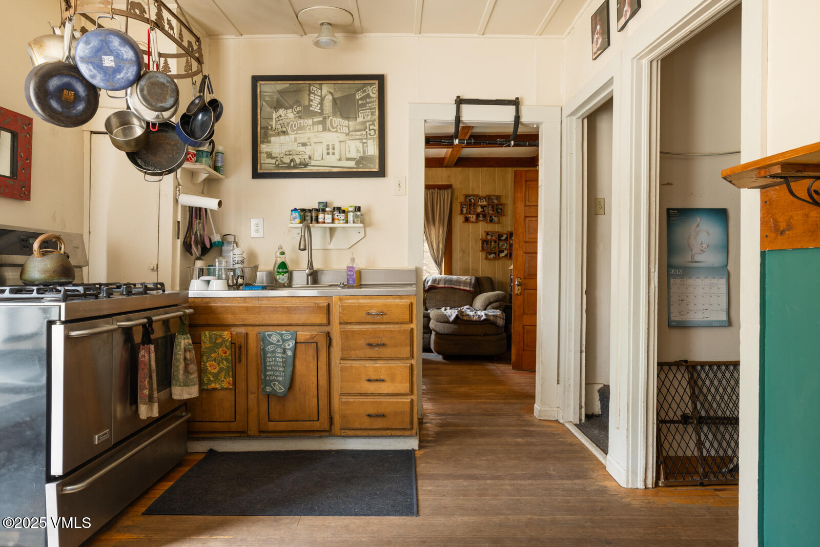 407 Water Street Property Photo 14