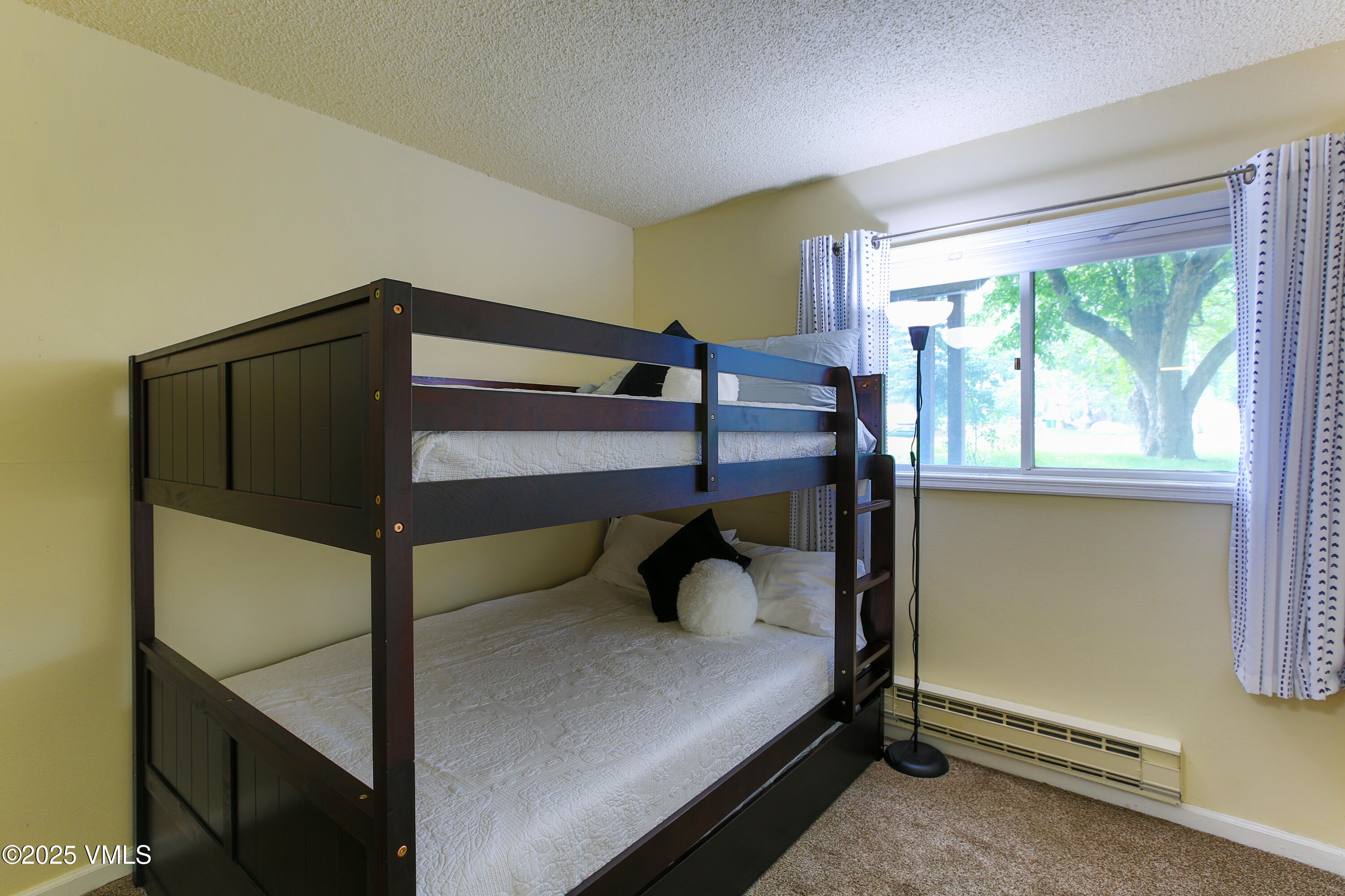 998 W Beaver Creek Boulevard D112 Property Photo 9