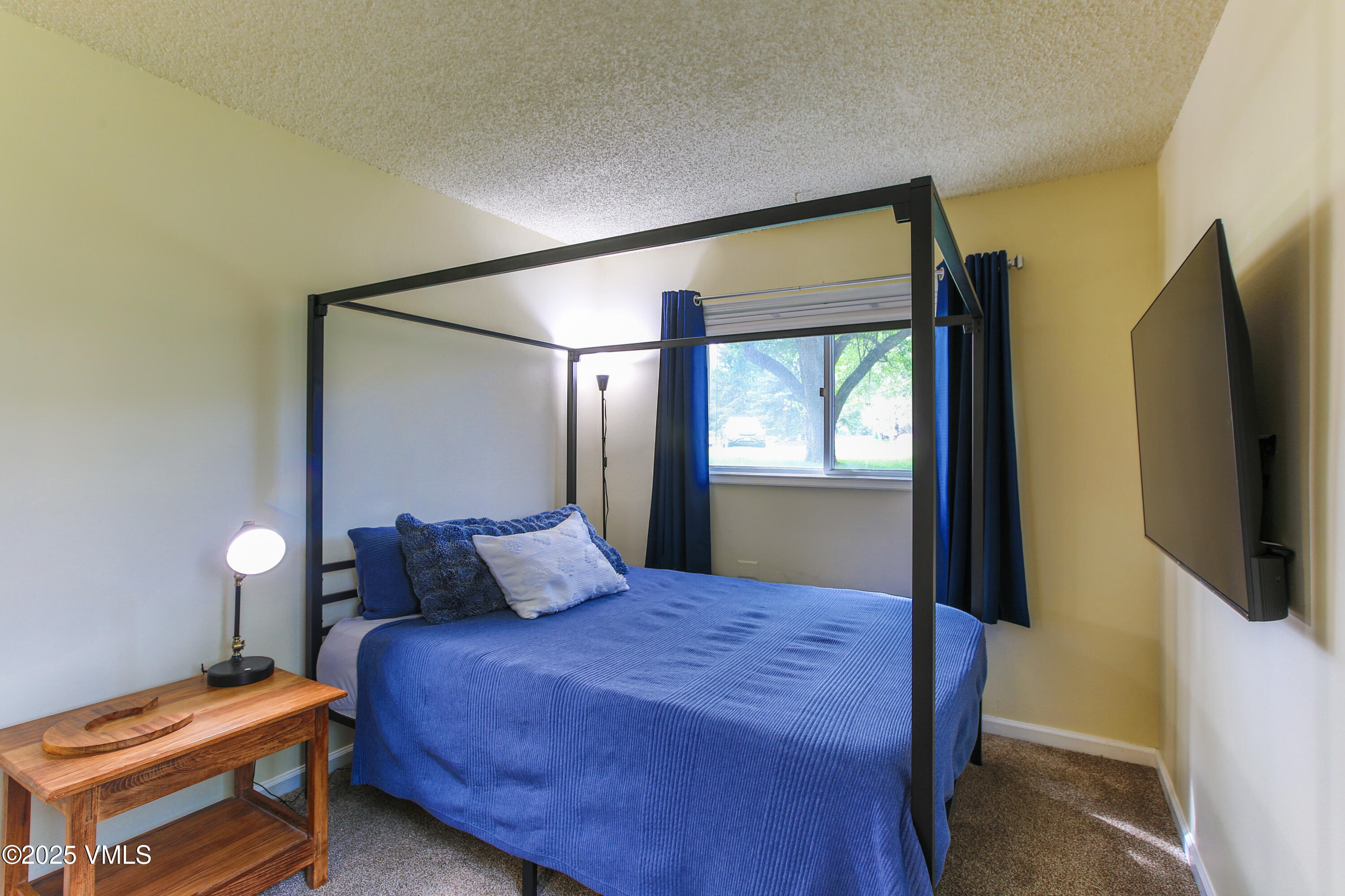 998 W Beaver Creek Boulevard D112 Property Photo 11