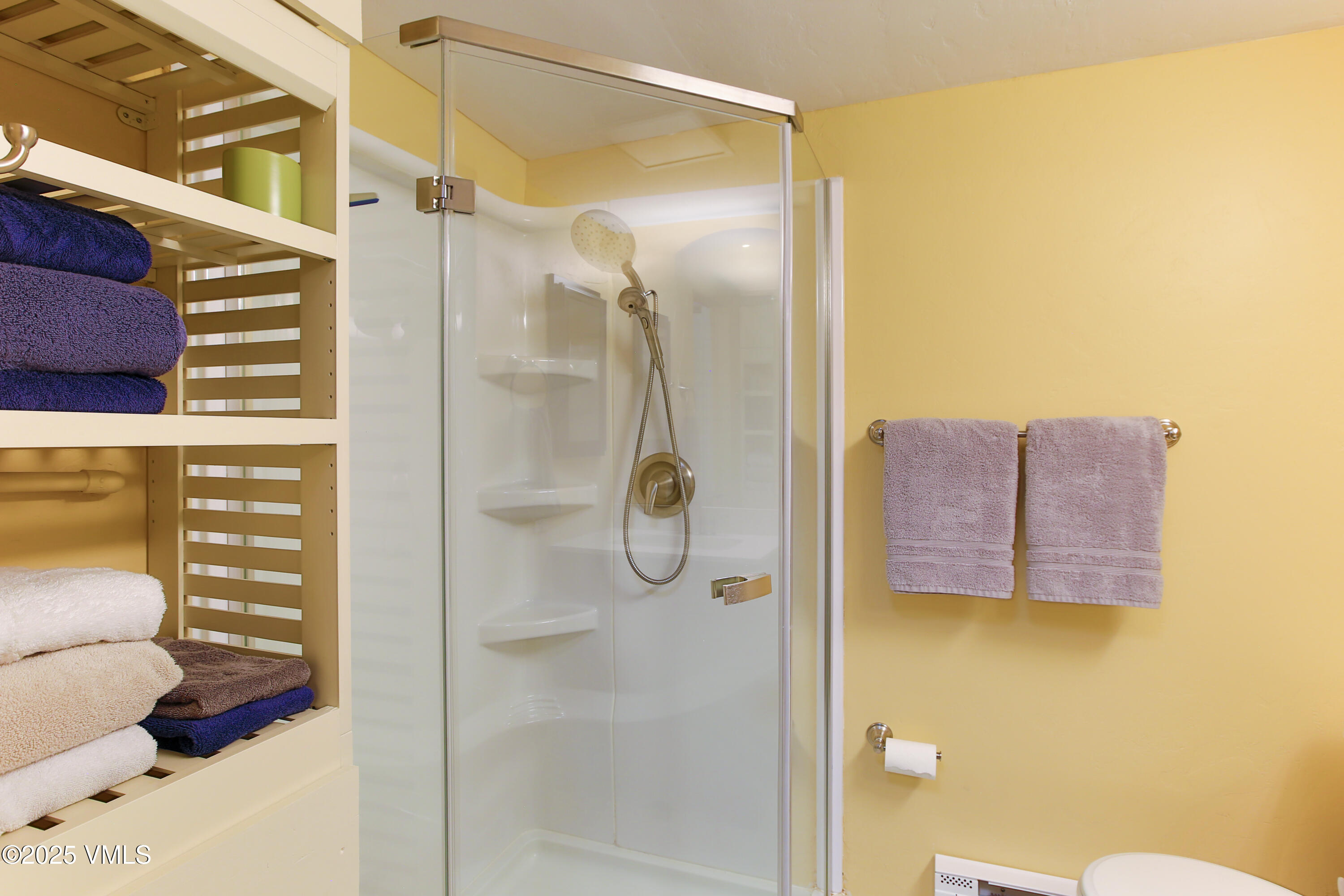 998 W Beaver Creek Boulevard D112 Property Photo 16
